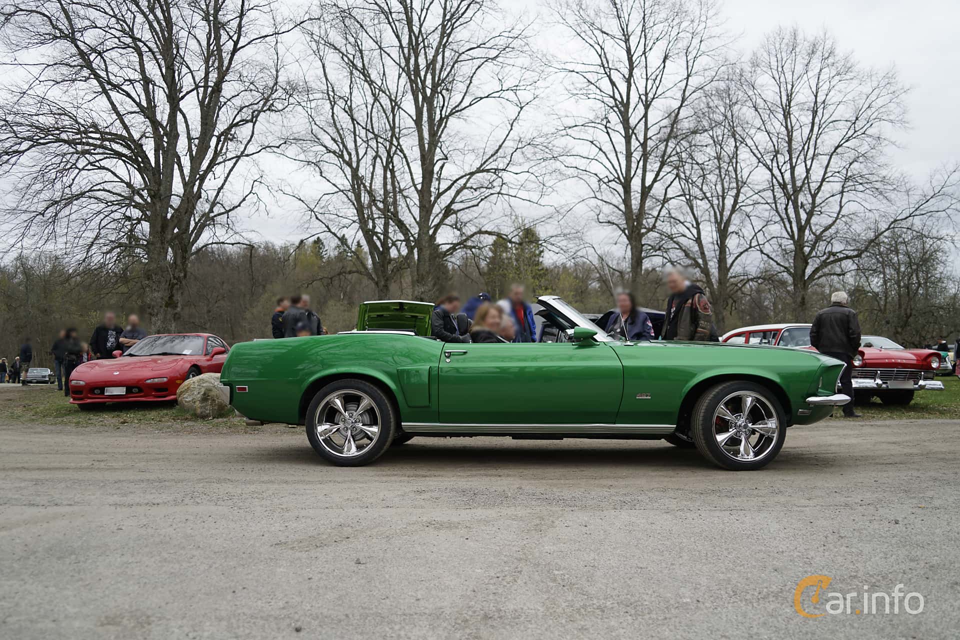 Ford Mustang GT Convertible Automatic, 3-speed