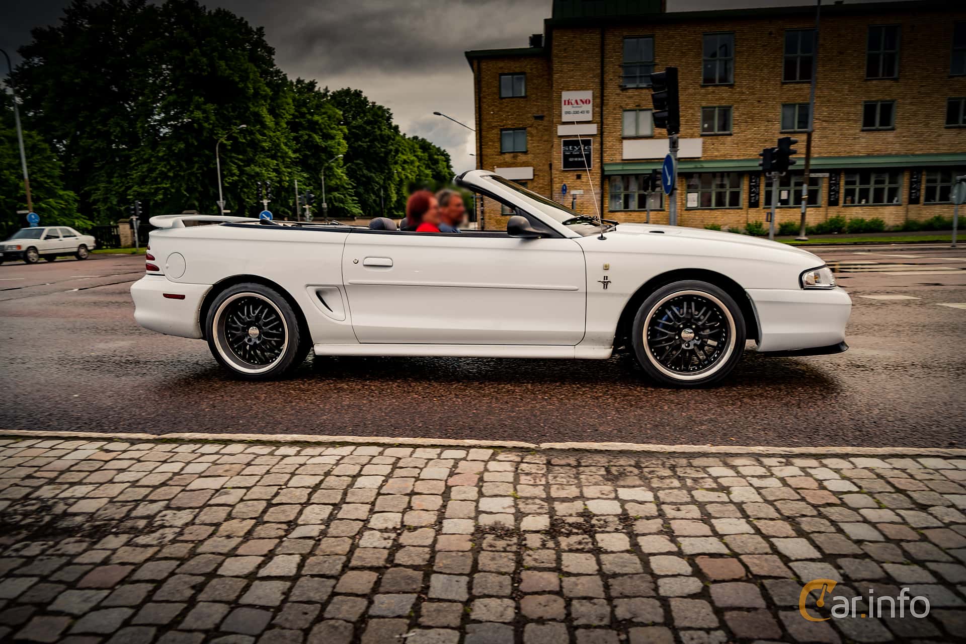 Ford Mustang Convertible 3.8 V6 147hp, 1996