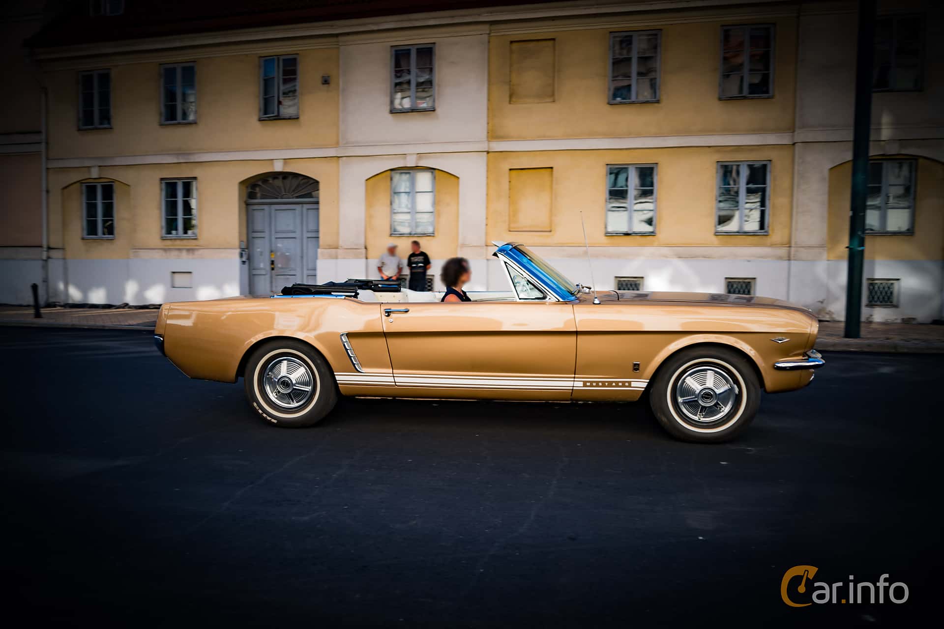 Ford Mustang Convertible 4.7 V8 Manual, 213hp, 1965