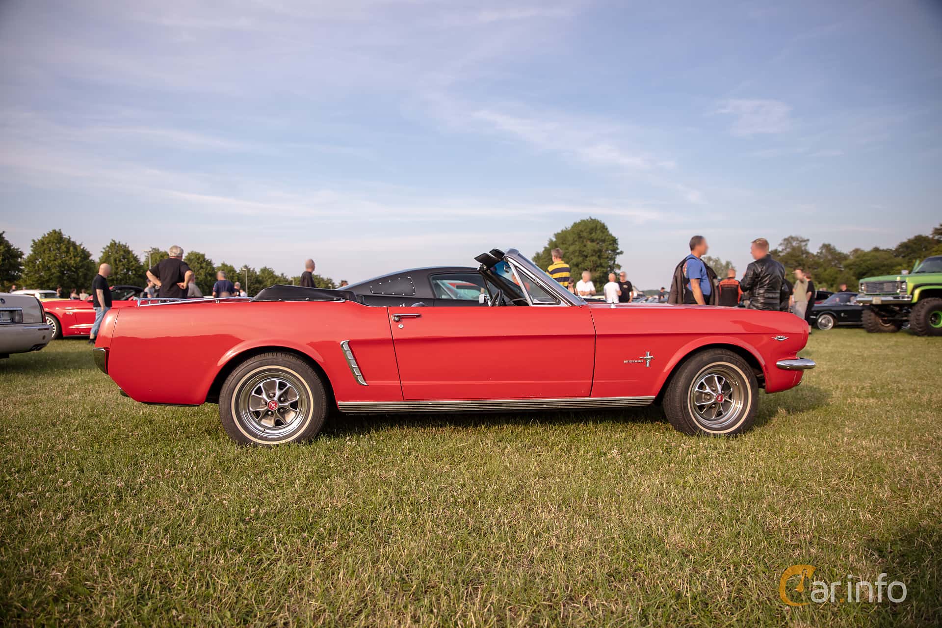 Ford Mustang Convertible I 1st Generation 4.7 V8 Automatic, 3-speed