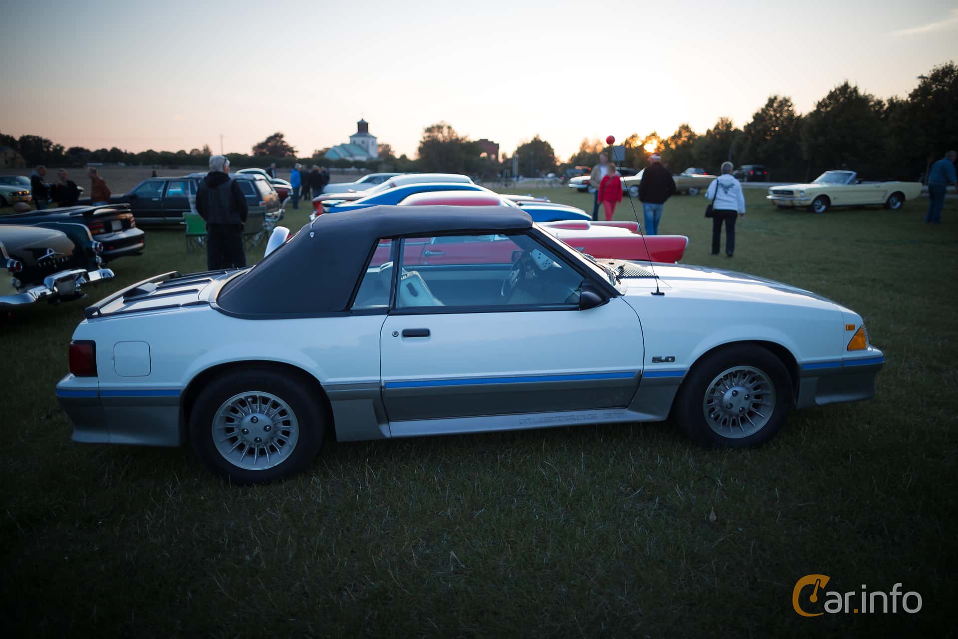 Ford Mustang 5.0 V8 generation III 2nd Facelift, Automatic, 4-speed