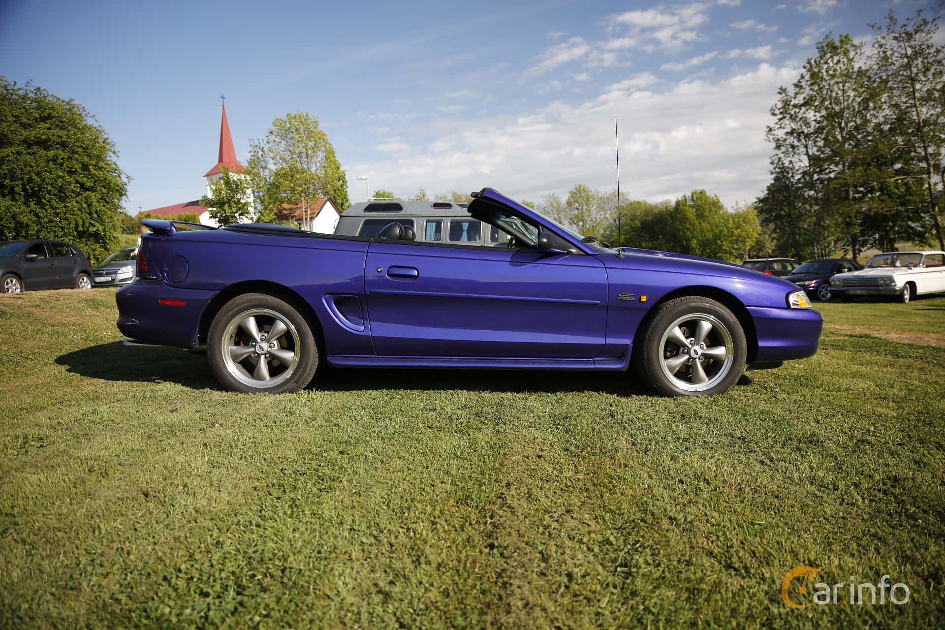 Ford Mustang GT Convertible 5.0 V8 Automatic, 218hp, 1995
