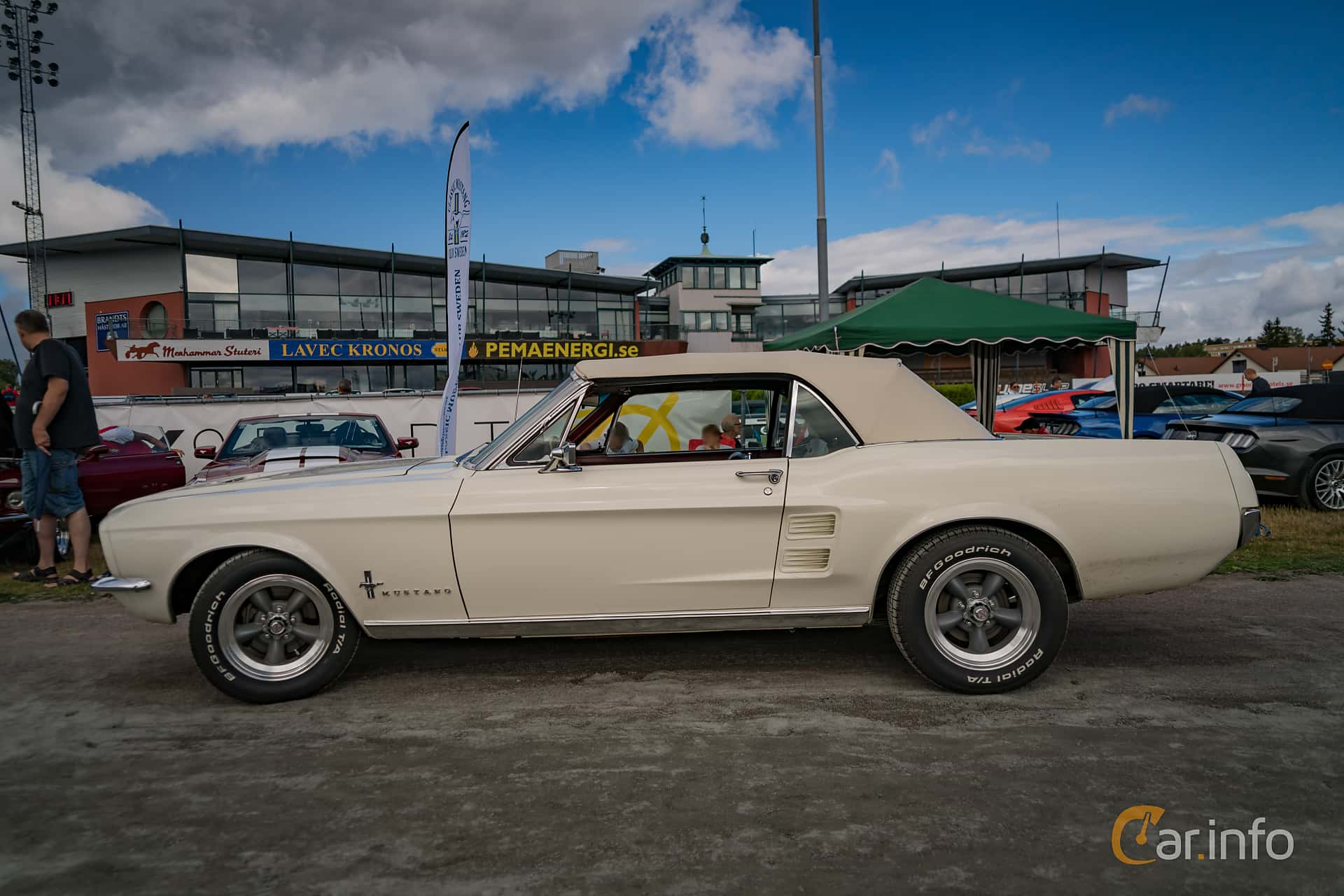 Ford Mustang GT Convertible 4.7 V8 Manual, 228hp, 1967