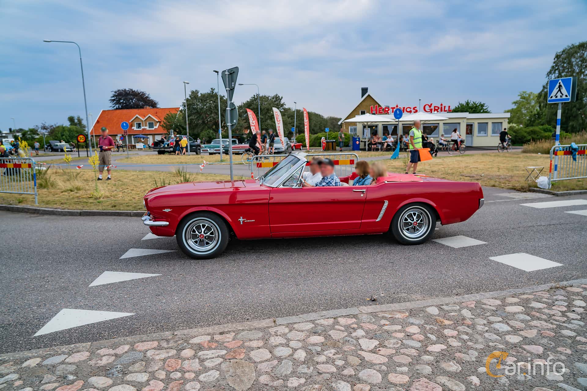 Ford Mustang 4.7 V8 I 1st Generation, Manual, 4-speed