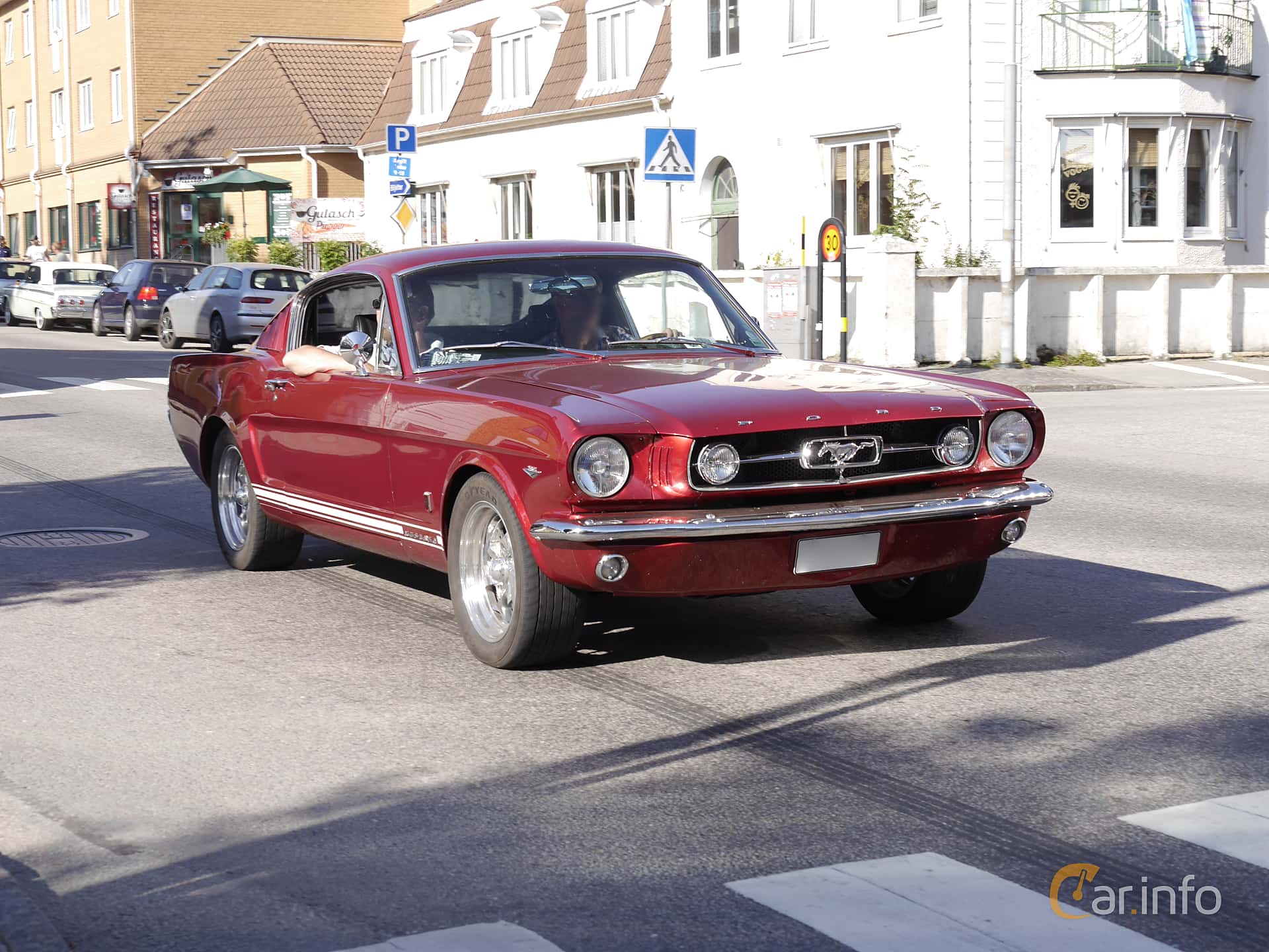 Ford Mustang 4.7 V8 Manual, 184hp, 1965