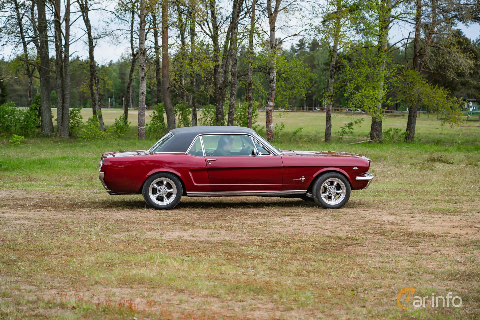 Ford Mustang Hardtop 4.7 V8 Manual, 203hp, 1965