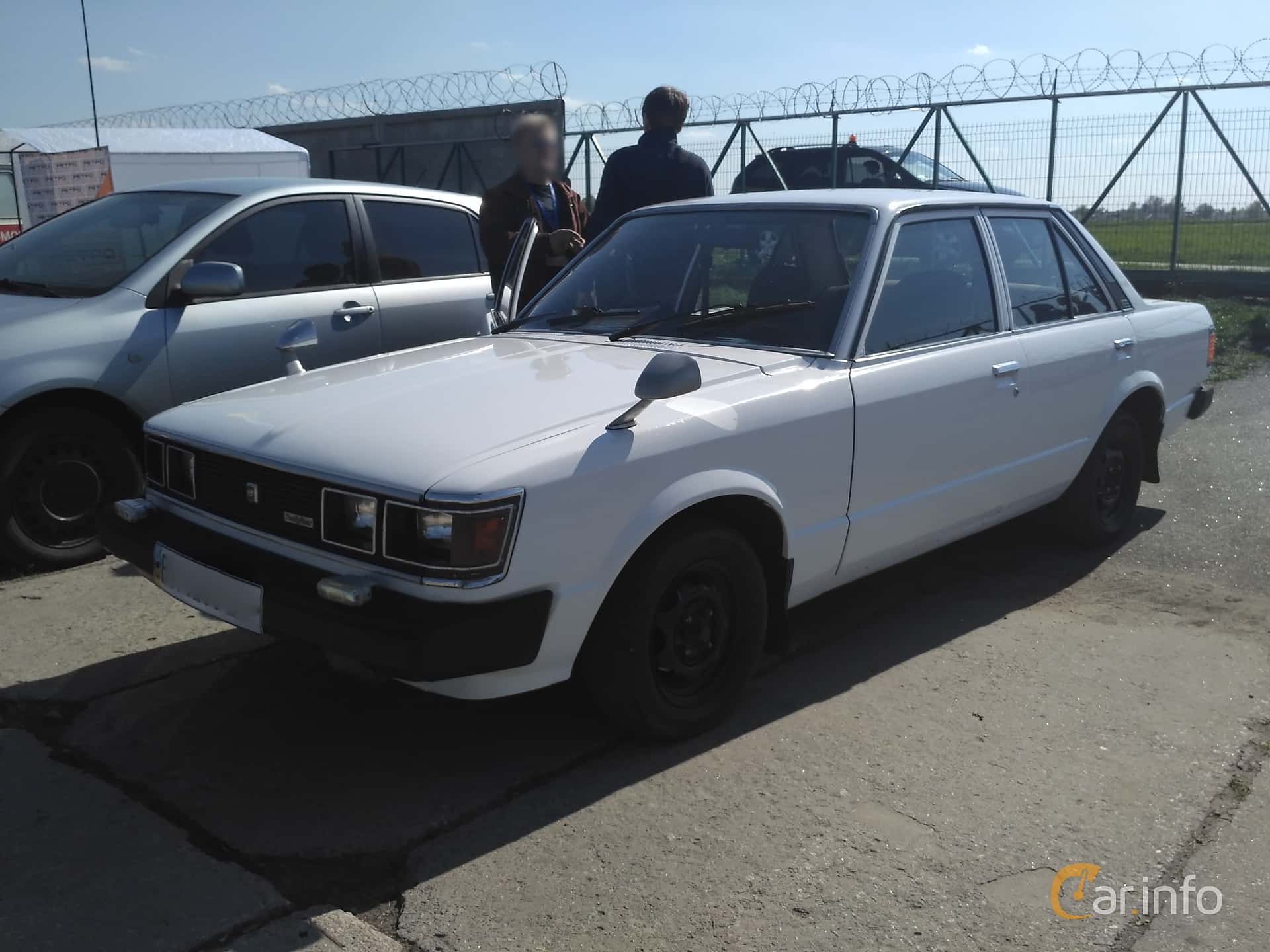 Toyota Carina 4-door Sedan 1.6 Automatic, 75hp, 1981