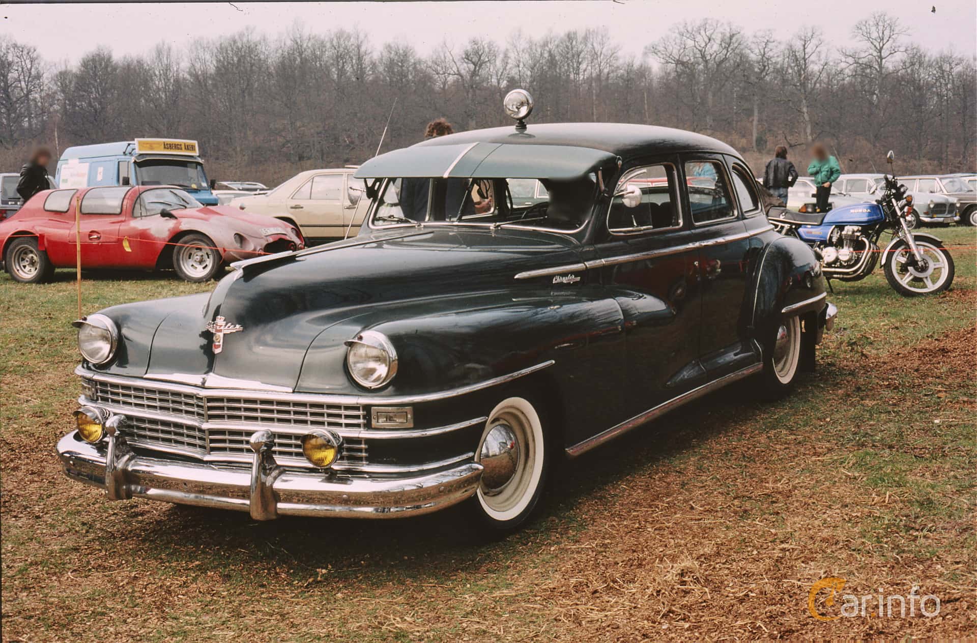 Chrysler New Yorker Sedan 5.3 Manual, 3-speed