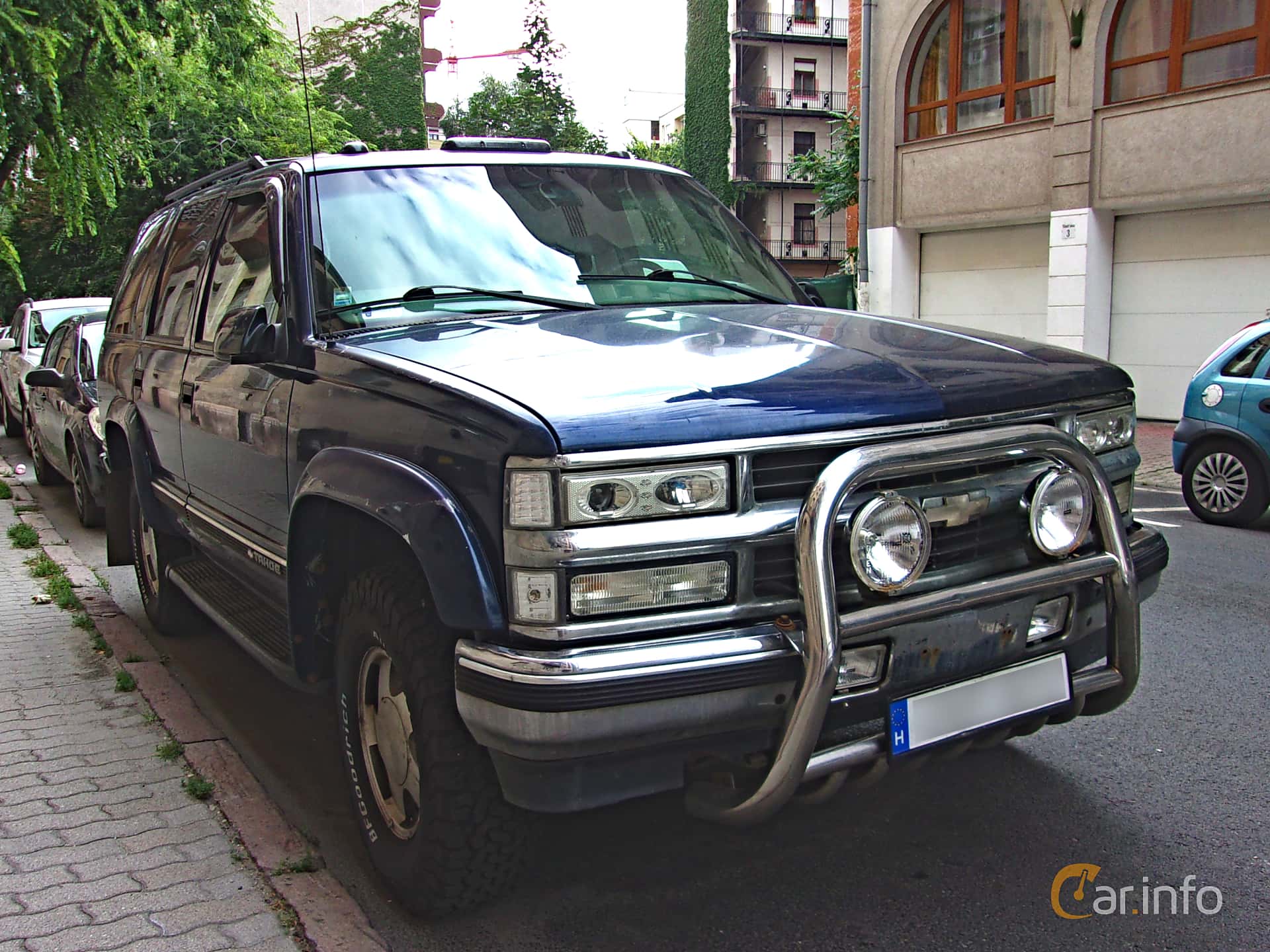 Chevrolet Tahoe 4-door 5.7 V8 TBI 4WD Manual, 203hp, 1995