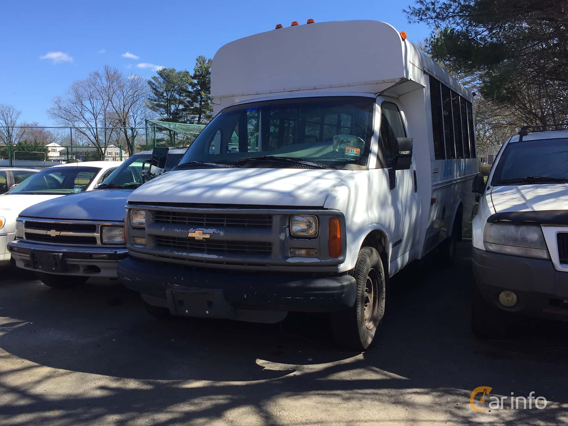 Chevrolet Express G3500 Cutaway Van 8.1 V8 Hydra-Matic, 345hp, 2002