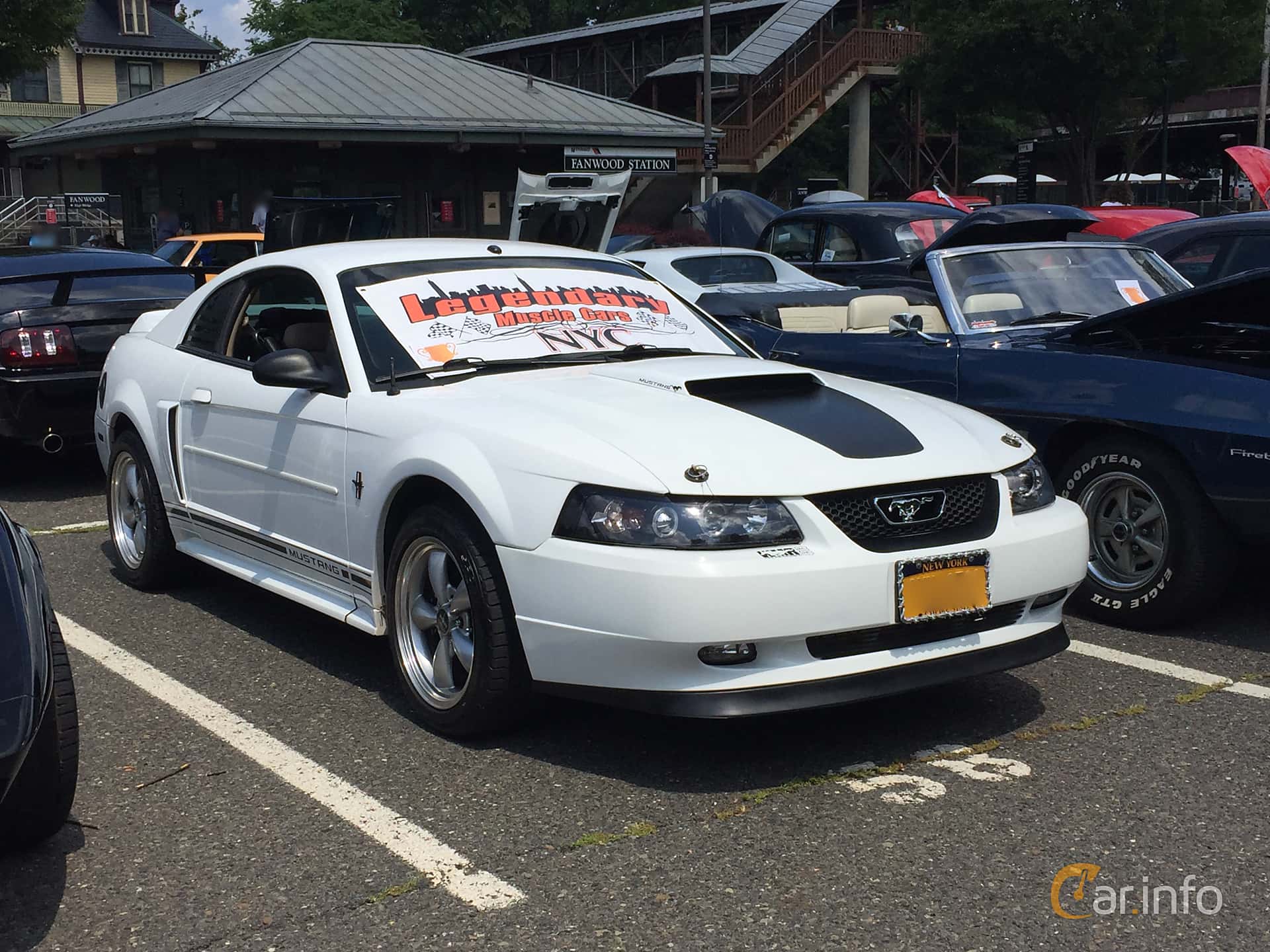 Ford Mustang 3.8 V6 Automatic, 193hp, 2000