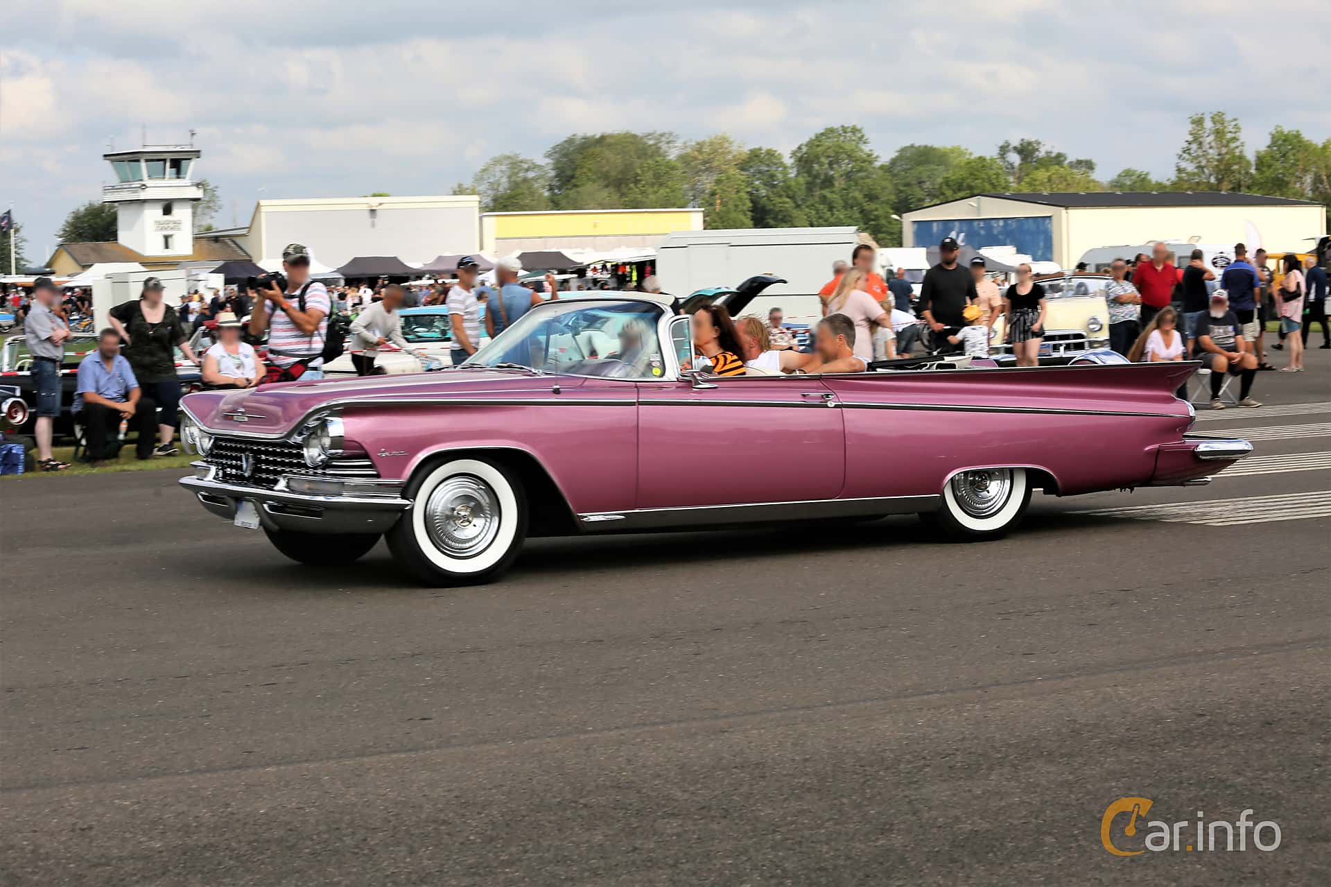 Buick Invicta Convertible 6.6 V8 Automatic, 305hp, 1959