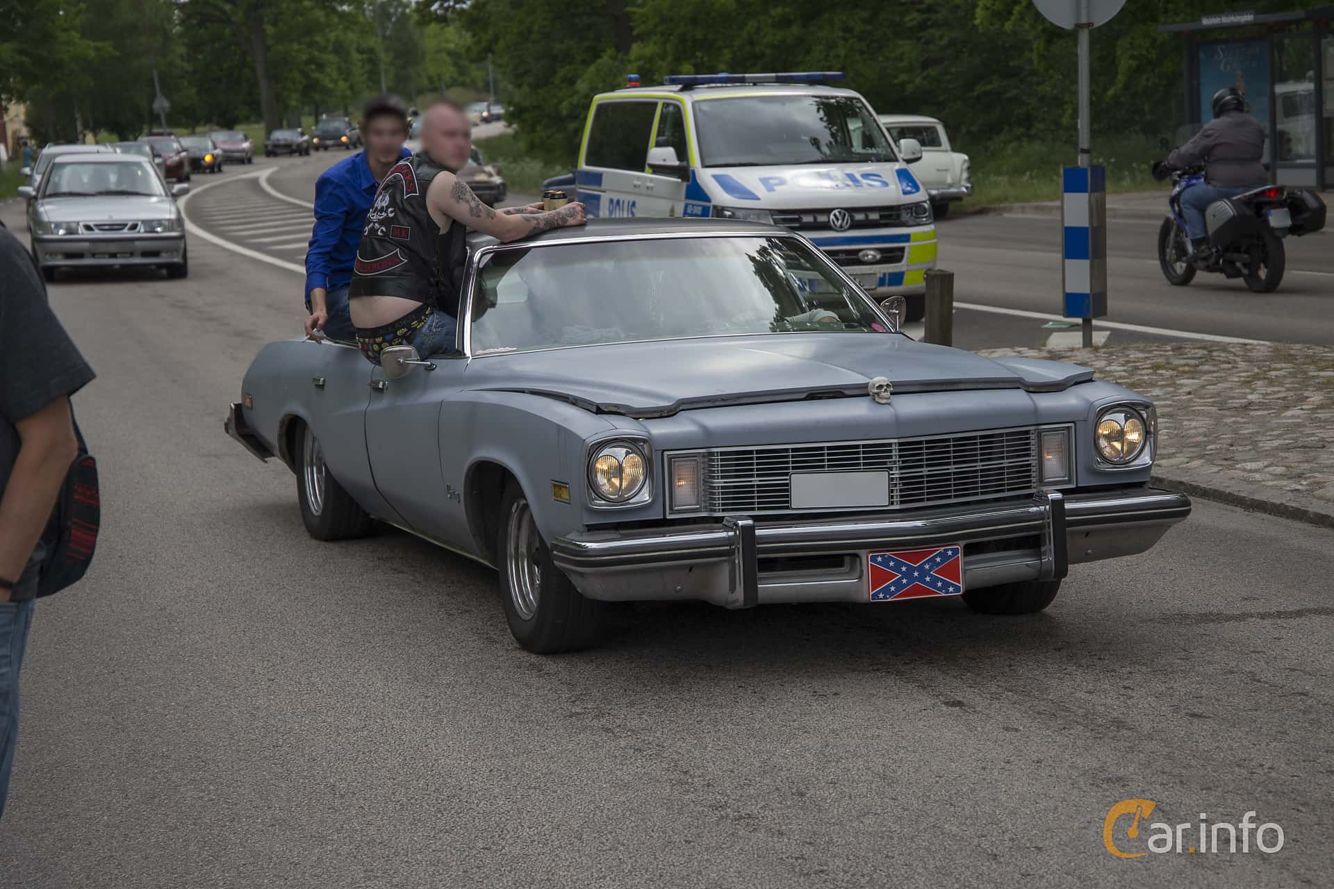 Buick Century Hardtop Sedan 5.7 V8 Hydra-Matic, 167hp, 1975