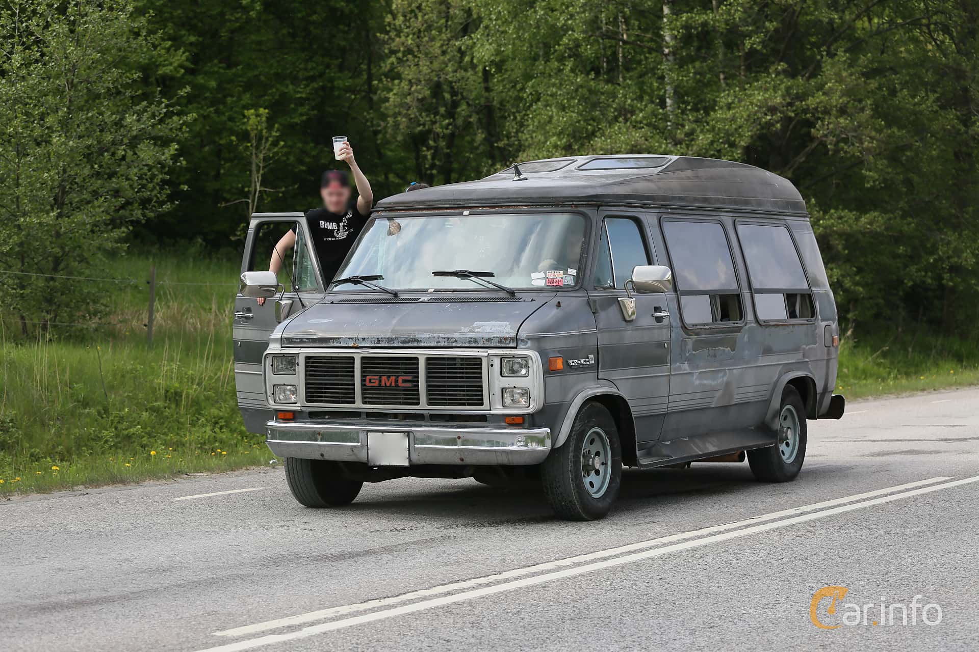 GMC G-Series 6.2 V8 3rd Generation 3rd Facelift