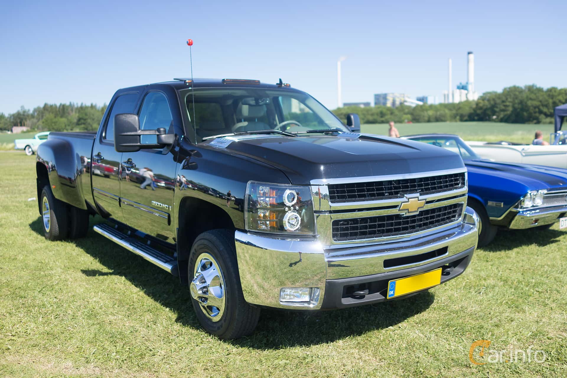 Chevrolet Silverado 3500 HD Crew Cab 6.0 V8 E85 4WD Hydra-Matic, 364hp, 2014