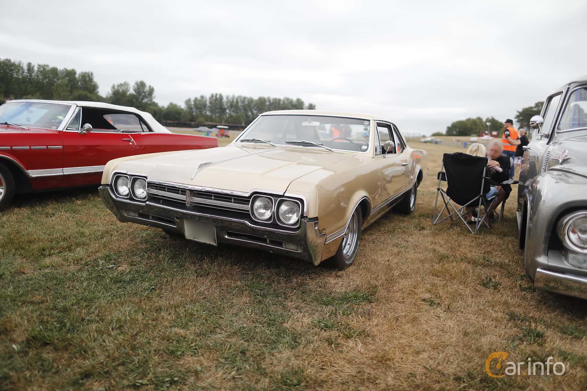 Oldsmobile 4-4-2 Cutlass Sports Coupé 6.6 V8 Automatic, 355hp, 1966