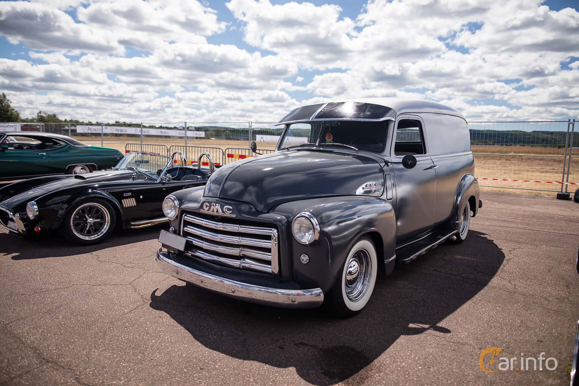 GMC New Design Panel Truck 1st Generation 3.5 Manual, 3-speed