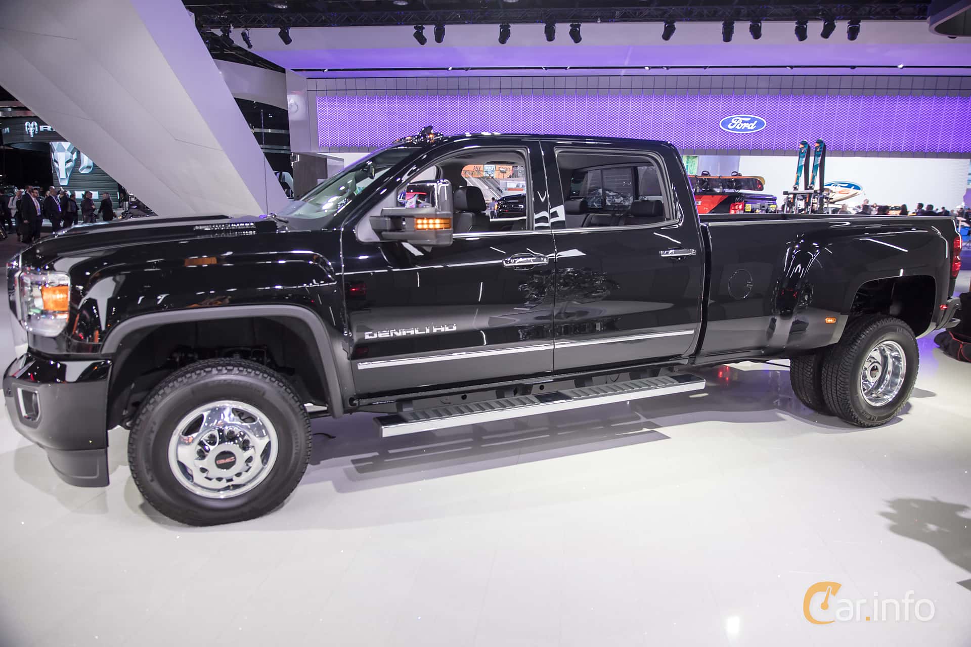 GMC Sierra 3500HD Double Cab 6.6 V8 Duramax 4WD Automatic, 451hp, 2018