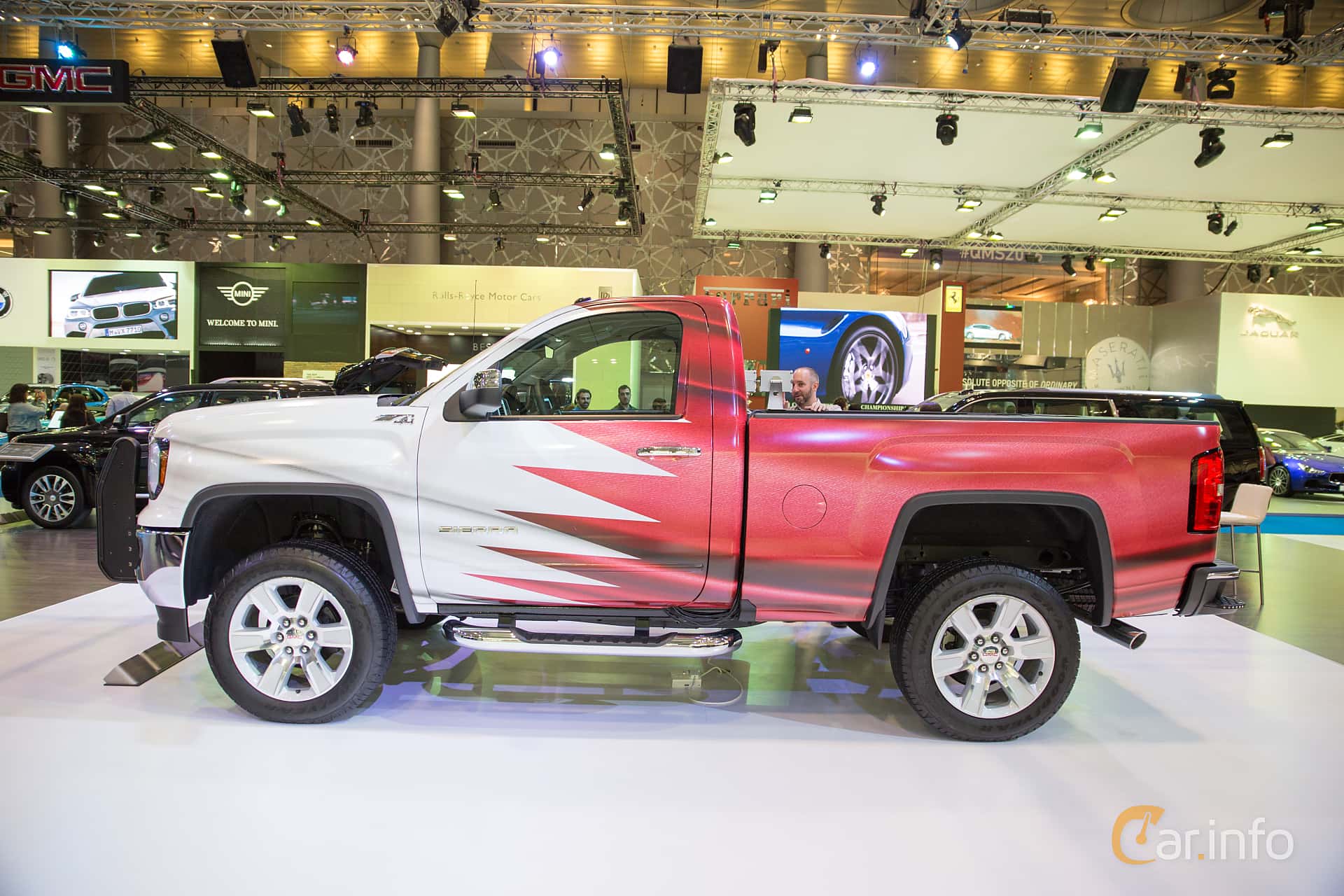 GMC Sierra 1500 Regular Cab 6.2 V8 4WD Automatic, 426hp, 2018