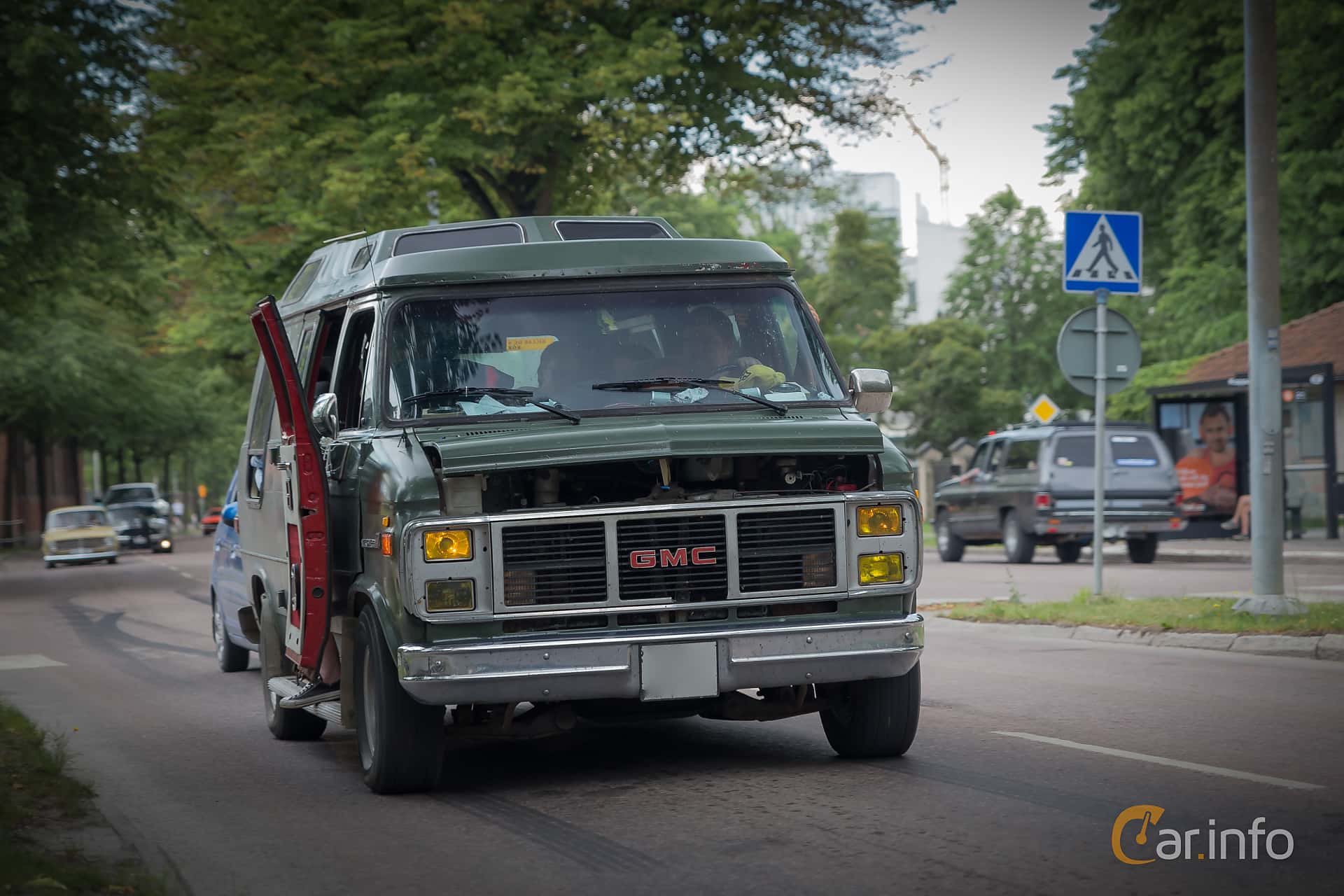 GMC G-Series 5.0 V8 3rd Generation 3rd Facelift