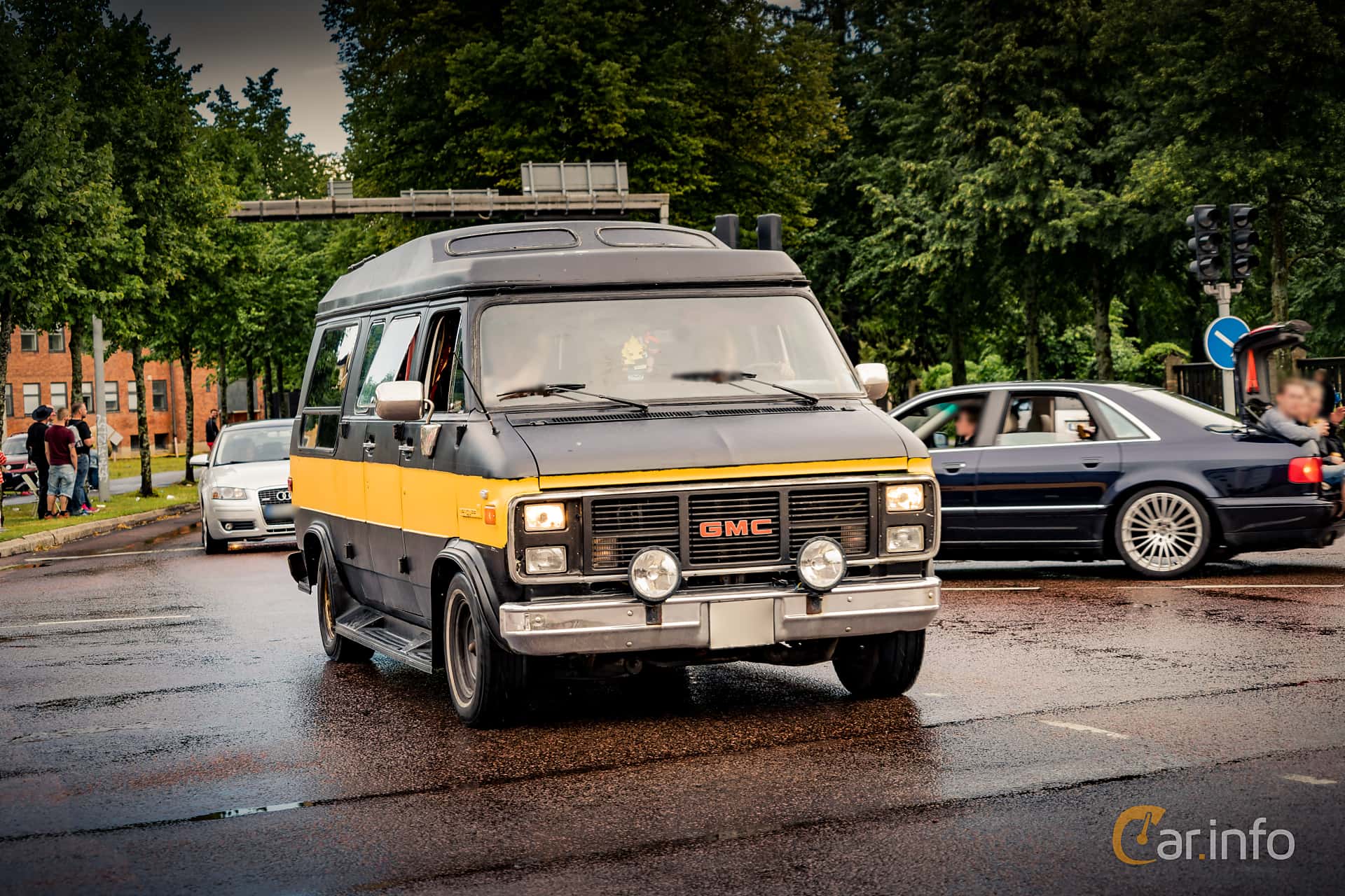 GMC G-Series 5.0 V8 TBI 3rd Generation 3rd Facelift