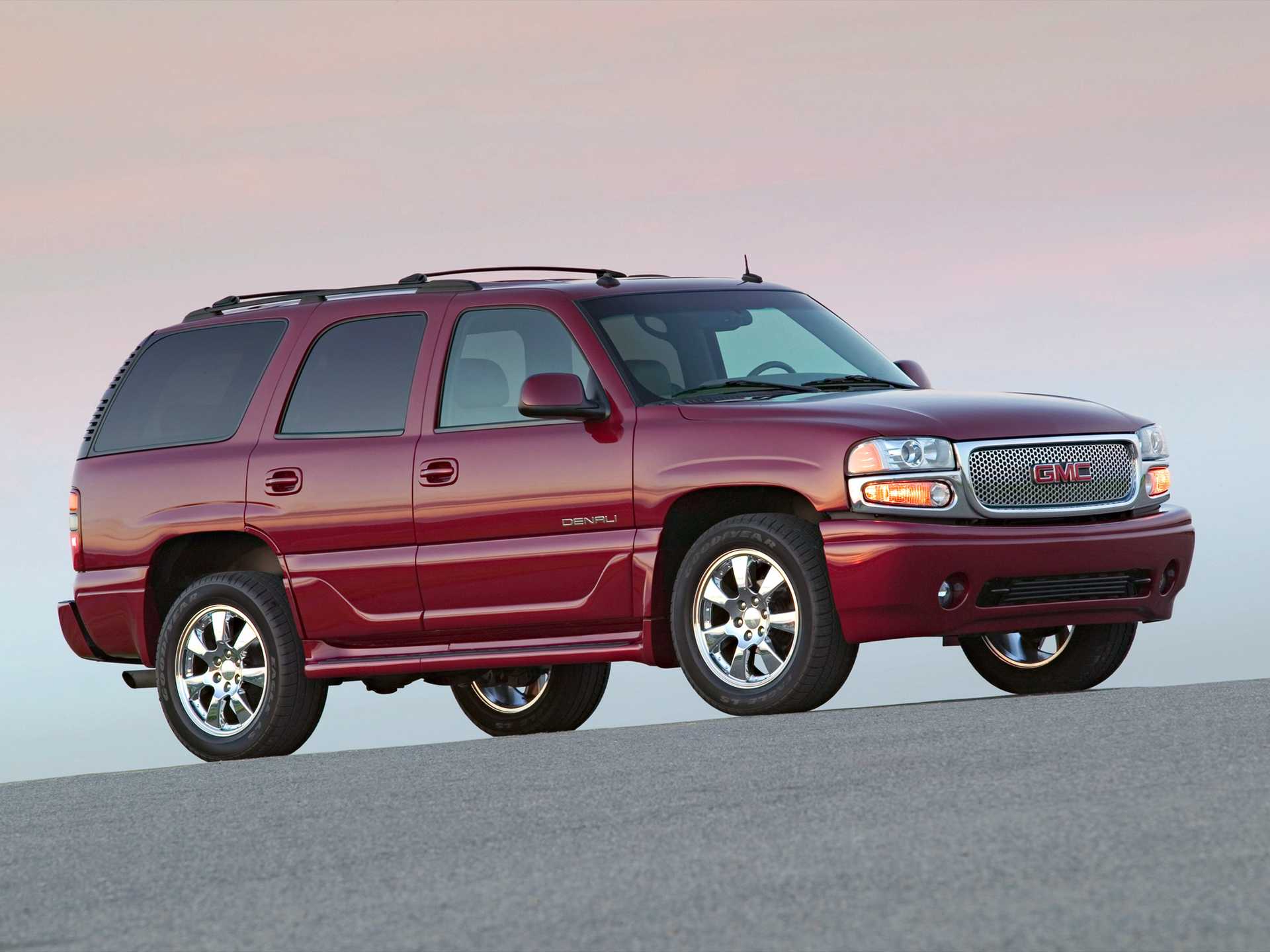 GMC Yukon 6.0 V8  Automatic, 329hp, 2001