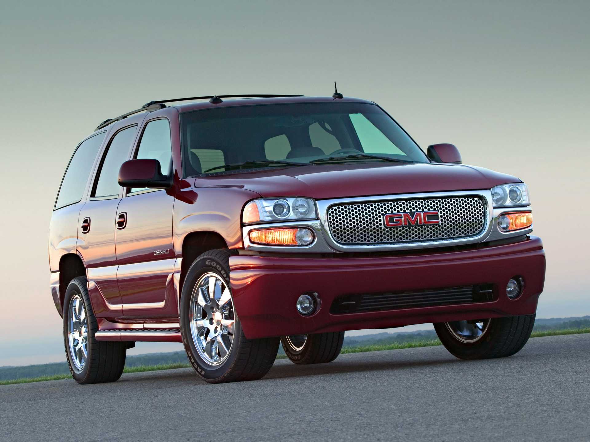 GMC Yukon 6.0 V8  Automatic, 329hp, 2006