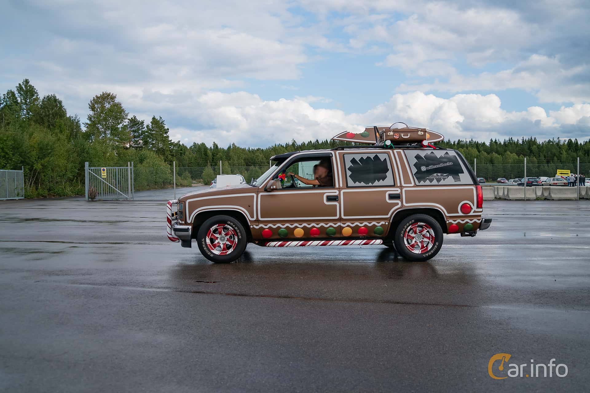 GMC Yukon 4-door 5.7 V8 Hydra-Matic, 259hp, 1999