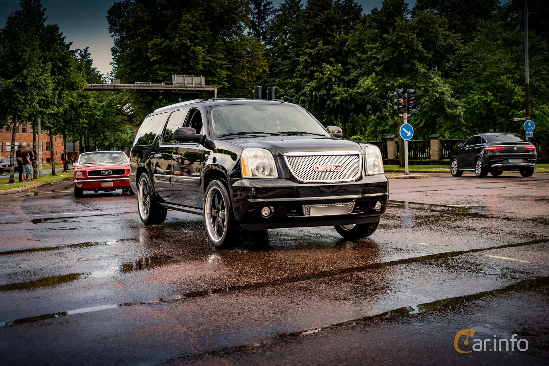 GMC Yukon XL 6.0 V8 AWD Automatic, 357hp, 2014