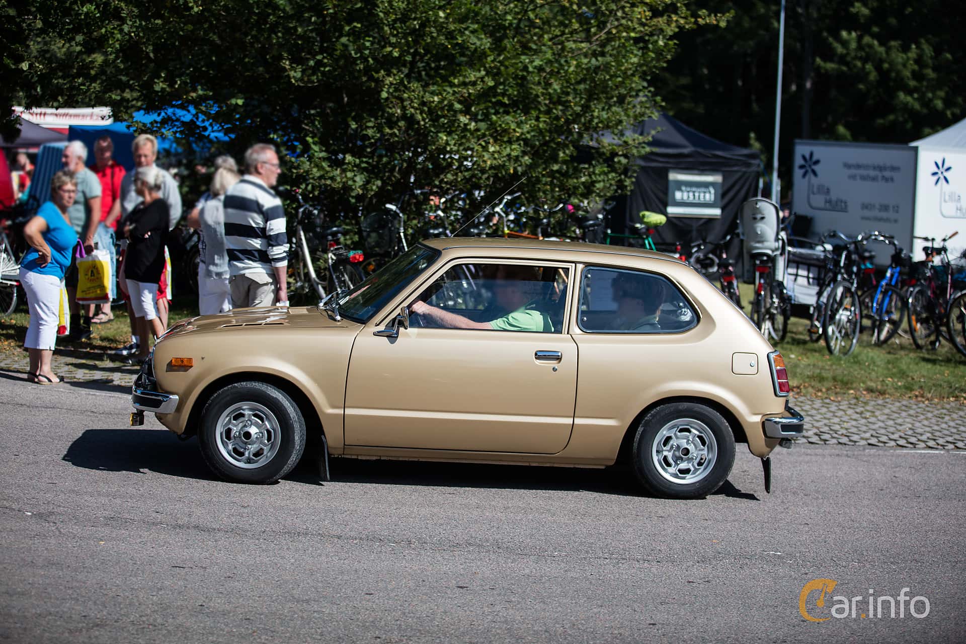 Honda Civic 3-door 1.2 Manual, 54hp, 1976