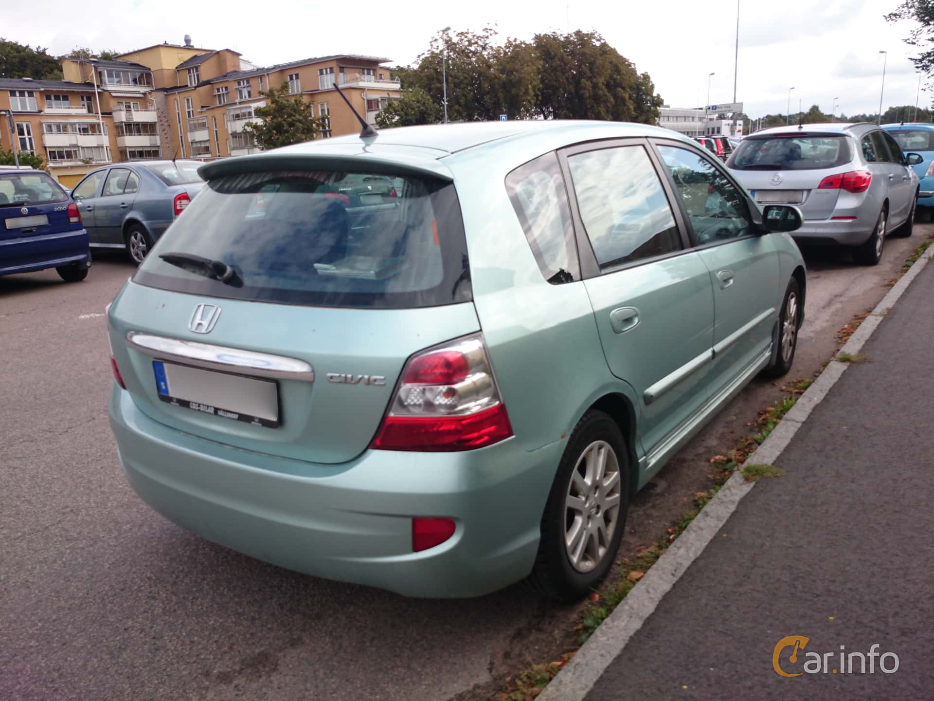 Honda Civic 5-door 1.6 Manual, 110hp, 2004