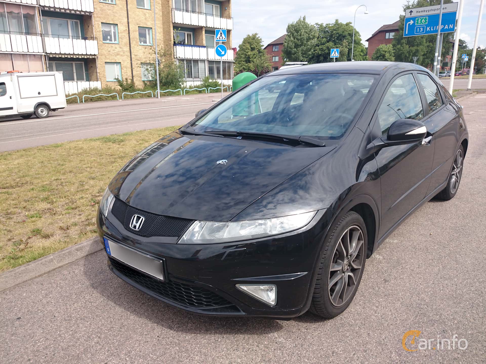 Honda Civic 5-door 1.8 i-VTEC Automatic, 140hp, 2011