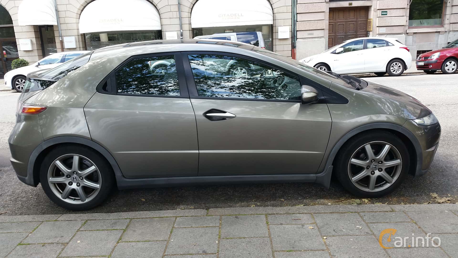 Honda Civic 5-door 1.8 i-VTEC 140hp, 2009