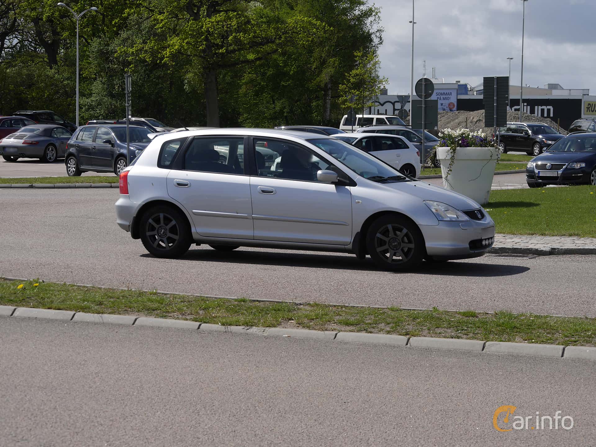 Honda Civic 5-door 1.6 110hp, 2003