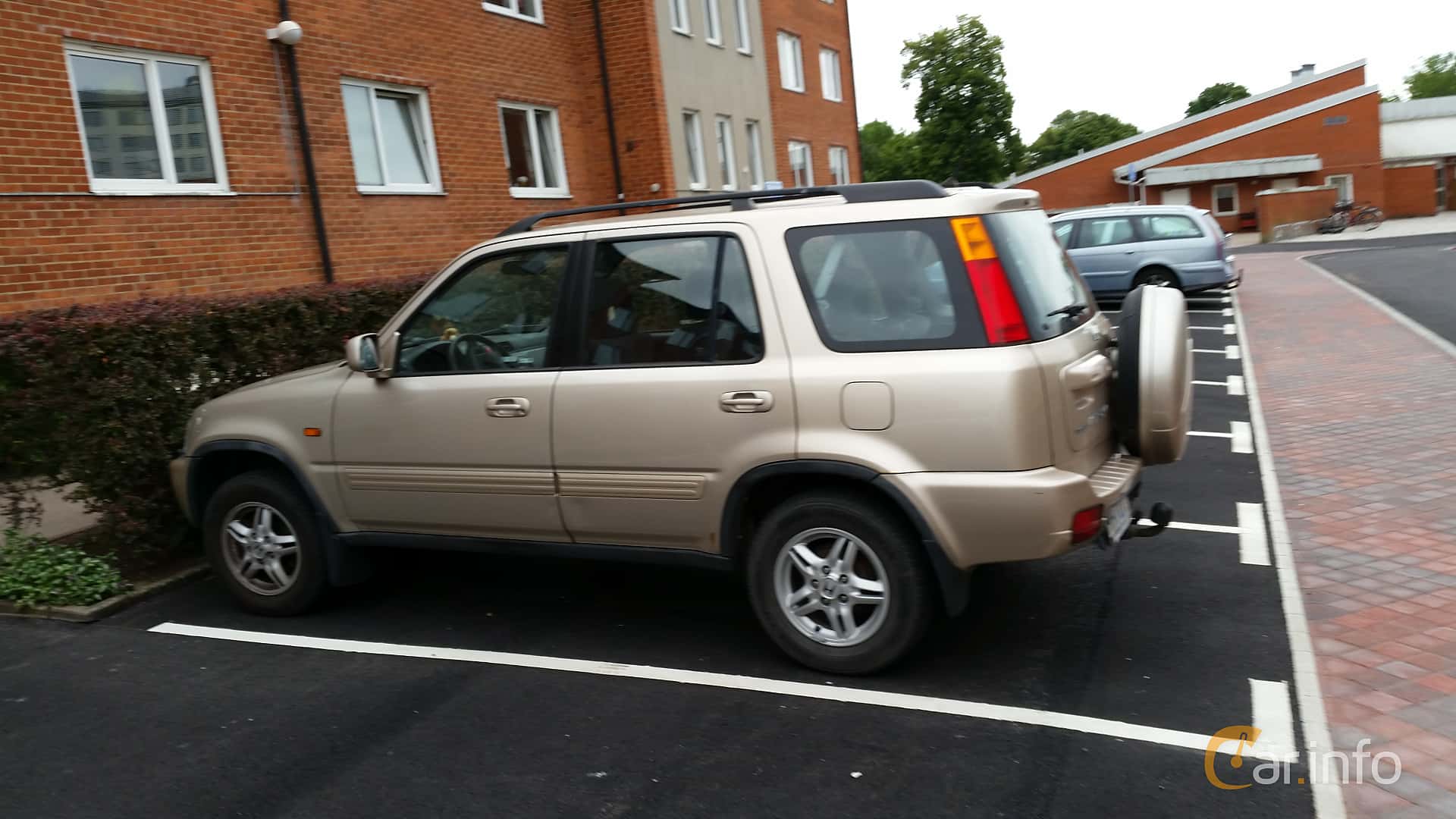 Honda CR-V 2.0 4WD 146hp, 2000