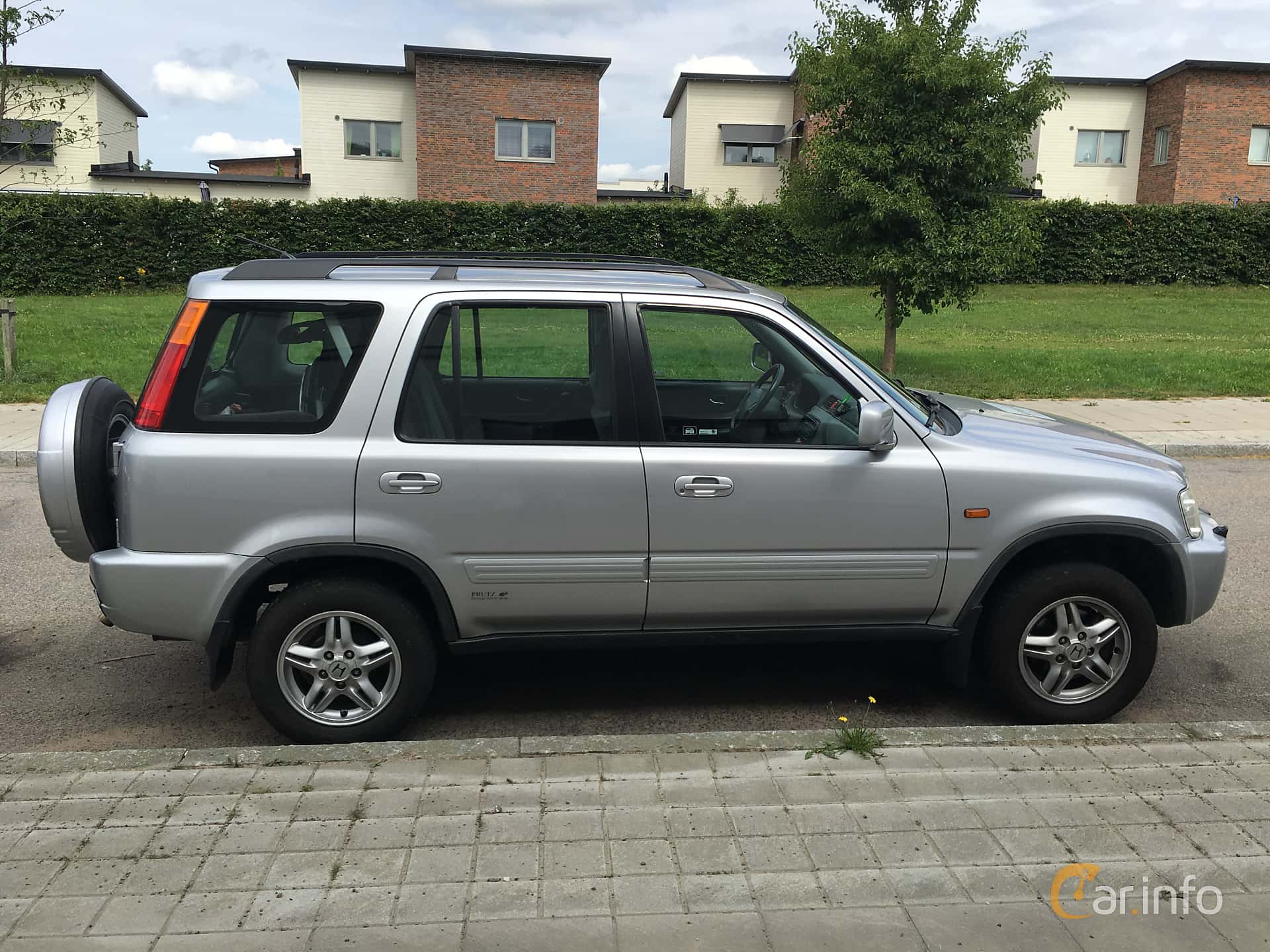 Honda CR-V 2.0 4WD Manual, 146hp, 2001