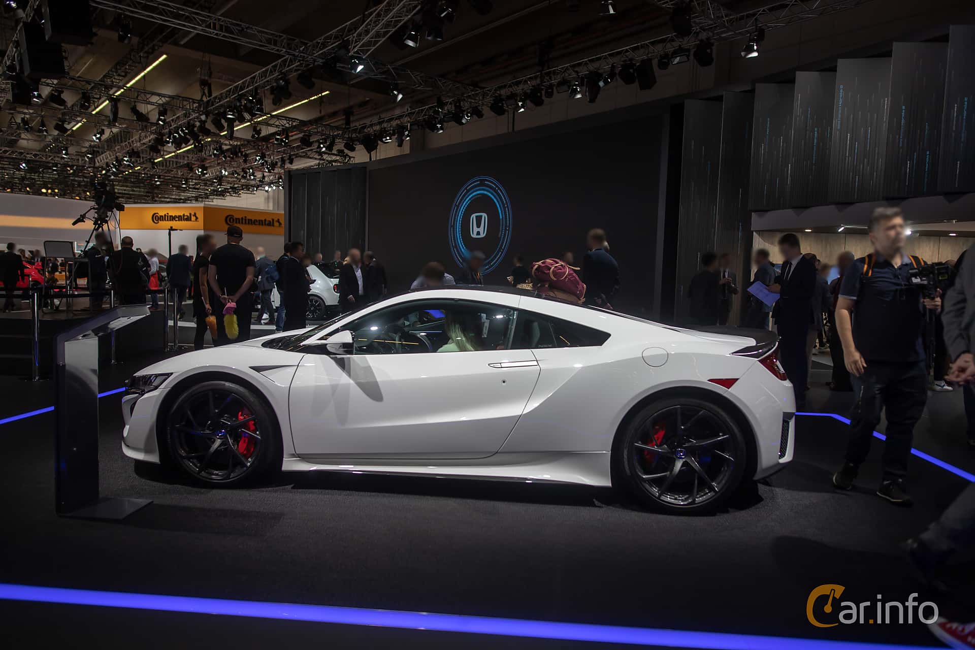 Honda NSX 3.5 V6 SH-AWD DCT, 581hp, 2020