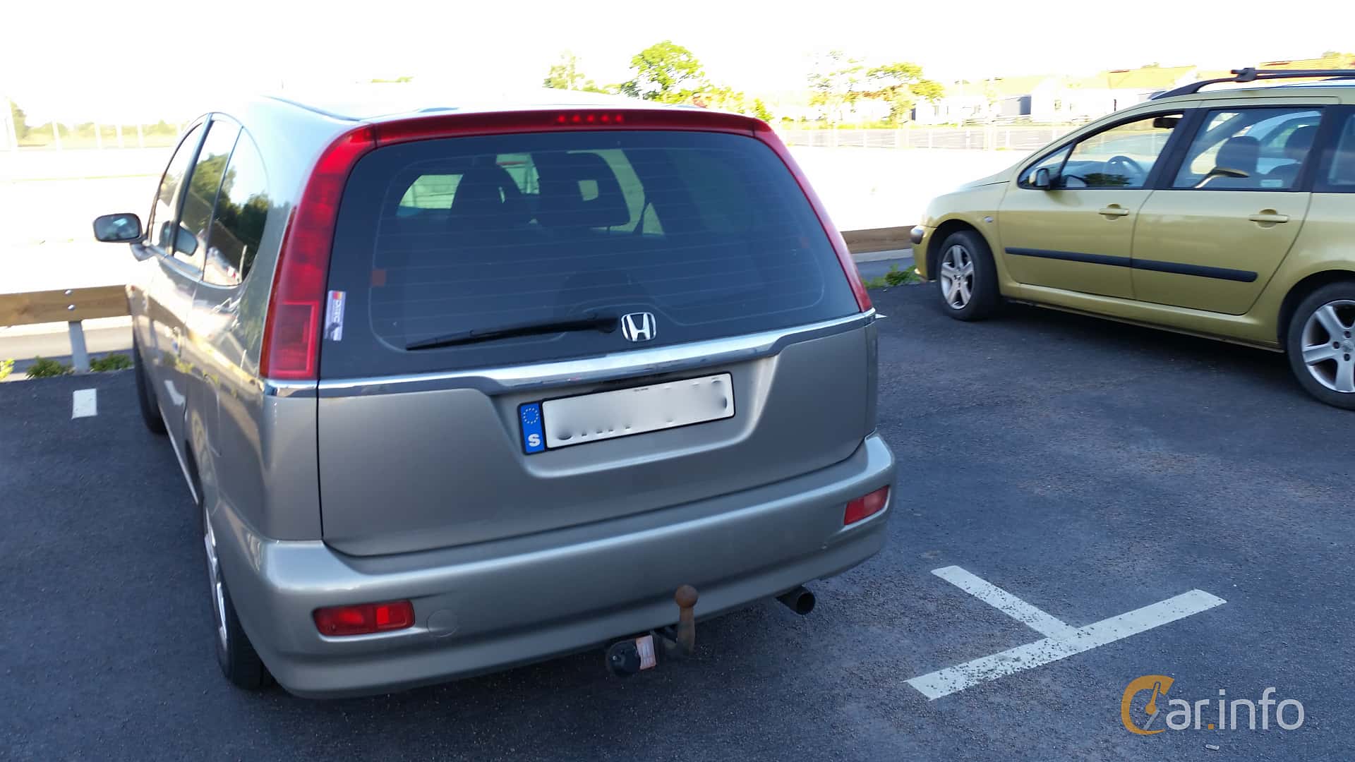 Honda Stream 2.0 Manual, 156hp, 2001