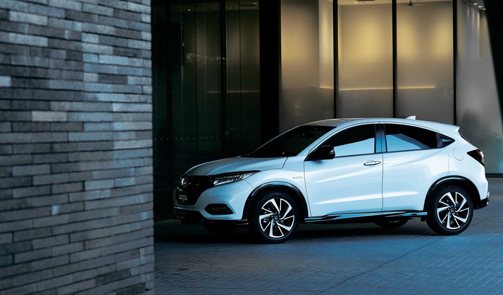 Honda Vezel 1st Generation Facelift 1.5 Automatic, 7-speed