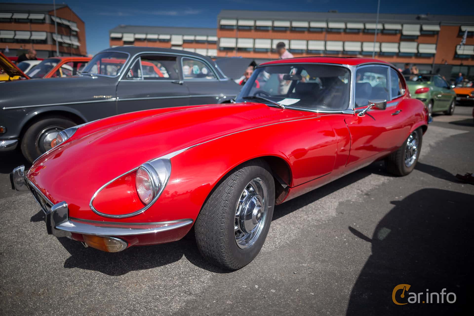 Jaguar E-Type 2+2 5.3 V12 Manual, 276hp, 1971