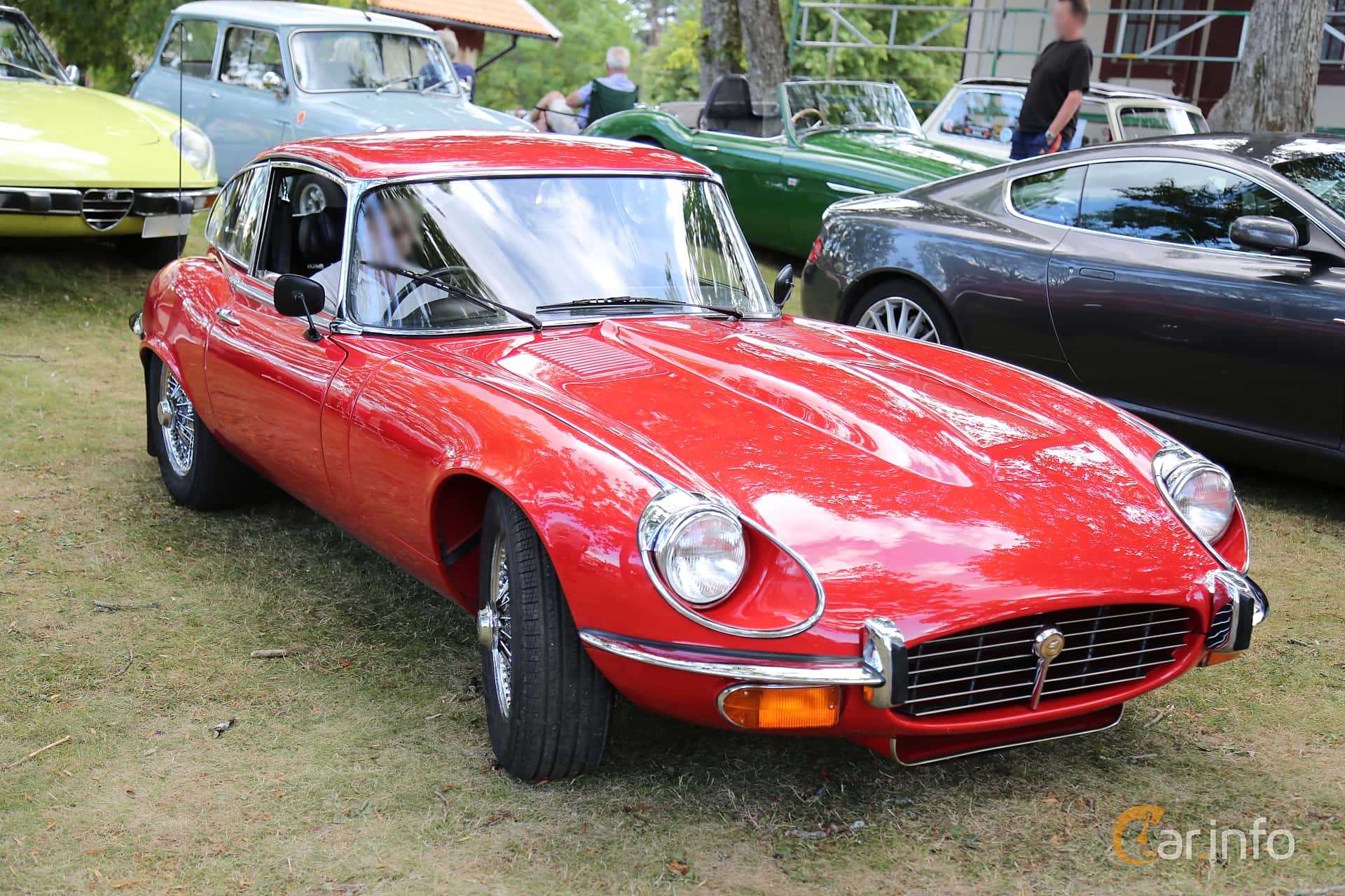 Jaguar E-Type 2+2 generation Series 3 5.3 V12 Manual, 4-speed