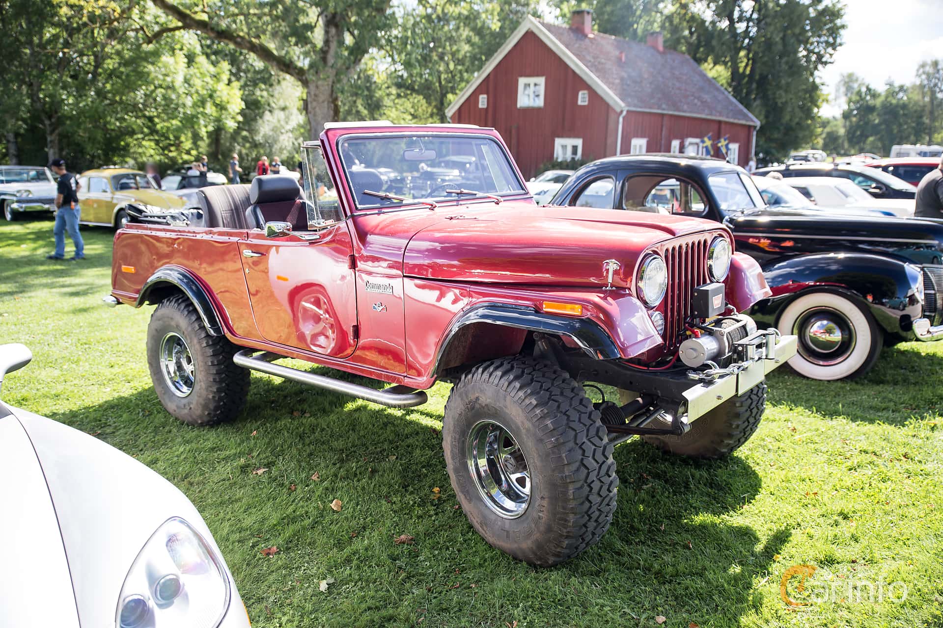 Jeep Commando Wagon generation C104 5.0 V8 4WD Manual, 3-speed
