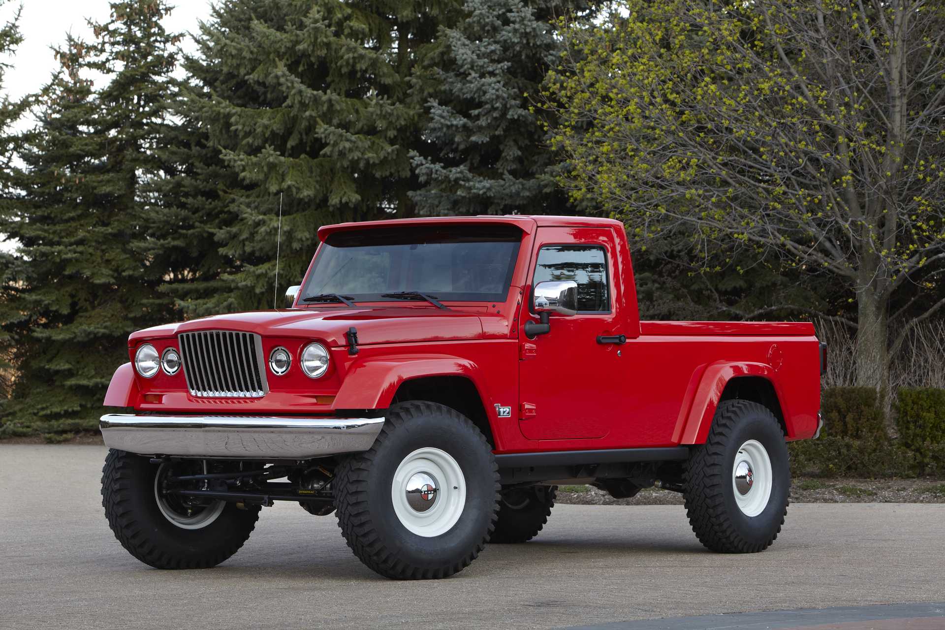 Jeep J-12 3.6 V6 4WD Automatic, 290hp, 2012