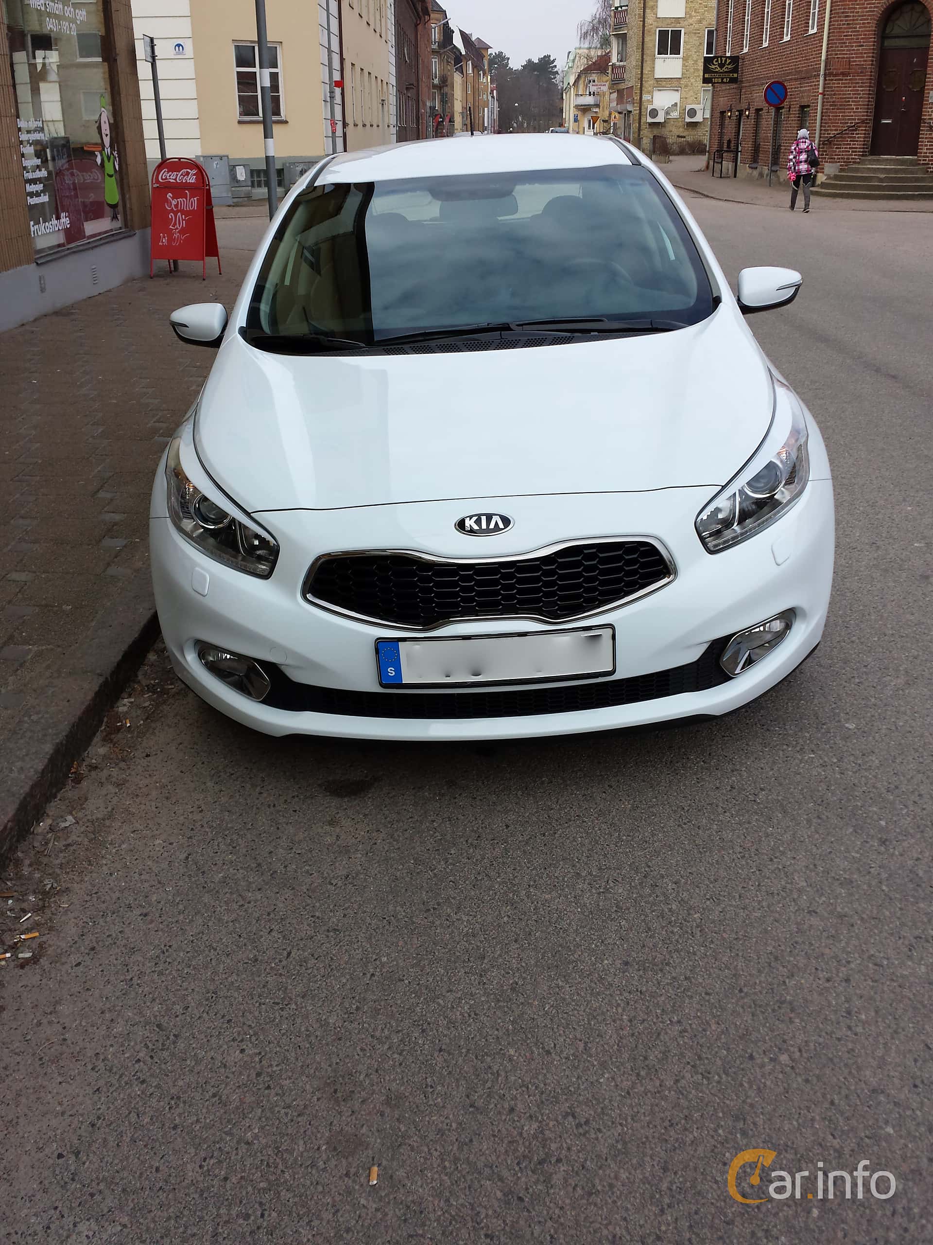 Kia cee'd 1.6 GDI Manual, 135hp, 2012