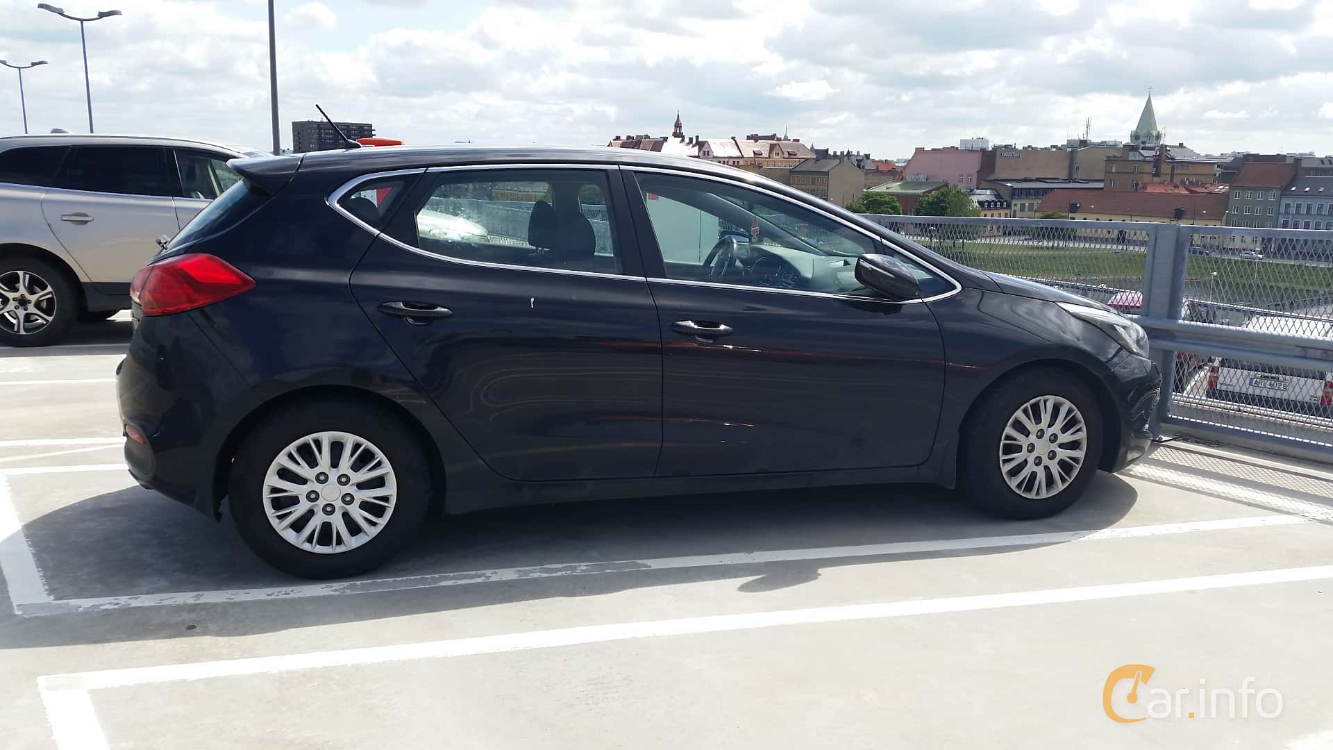 Kia cee'd 1.6 CRDi Manual, 110hp, 2013