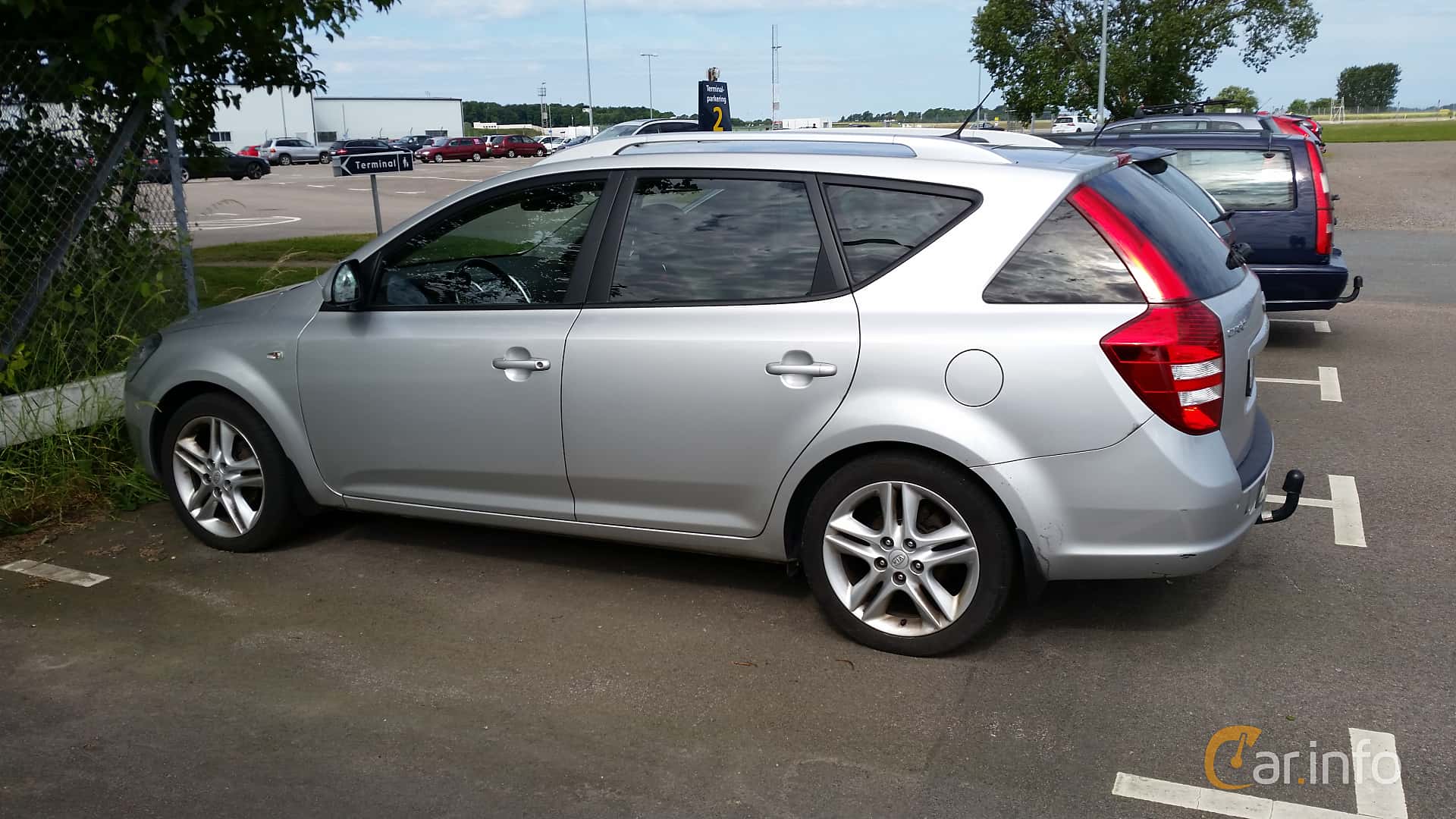 Kia cee'd_sw 1.4 CVVT LPG Manual, 109hp, 2010