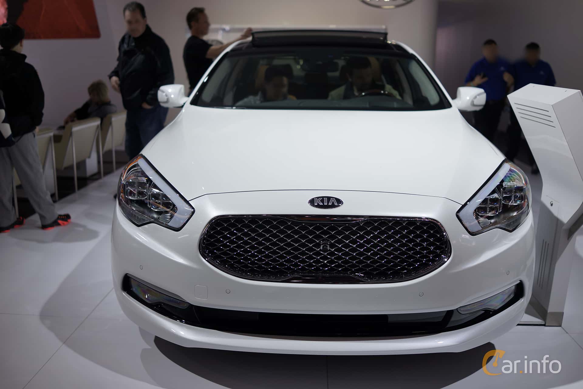 Kia K9 3.3 V6 GDI Automatic, 294hp, 2015