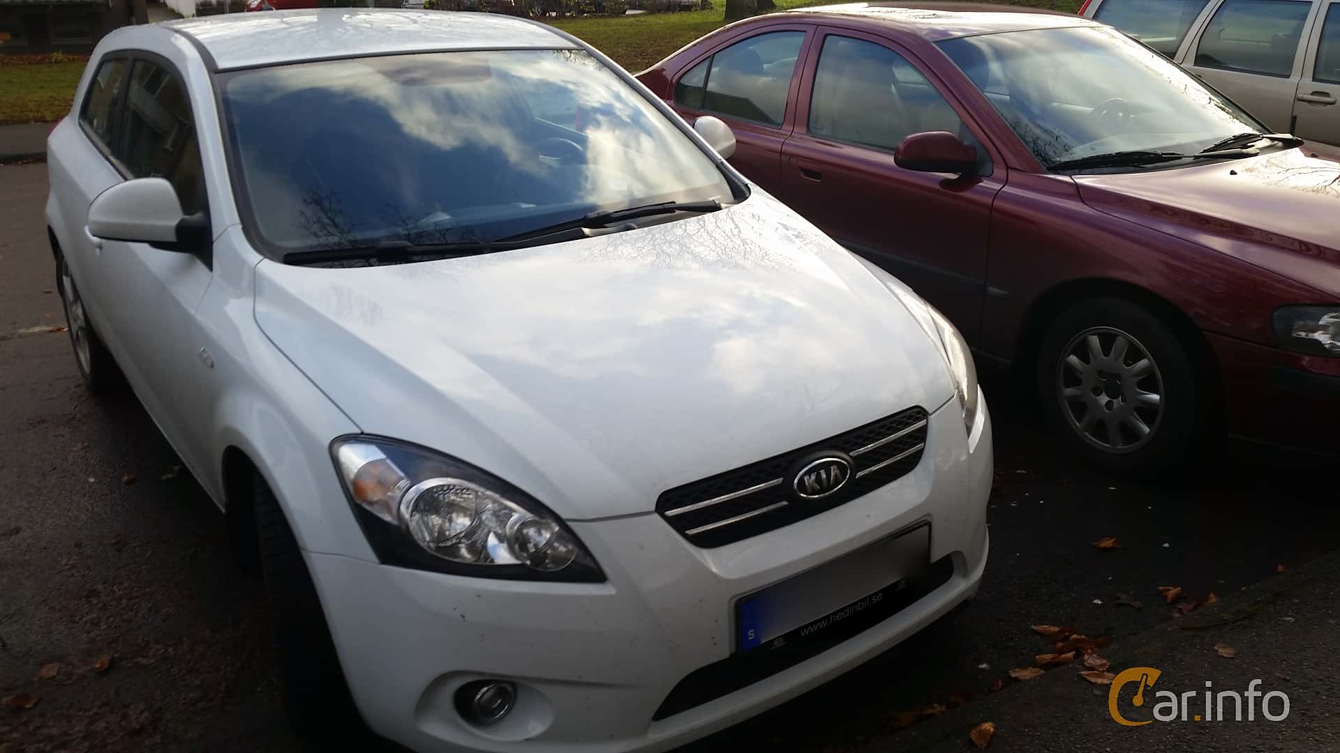 Kia pro_cee'd 2.0 CRDi  Manual, 140hp, 2011
