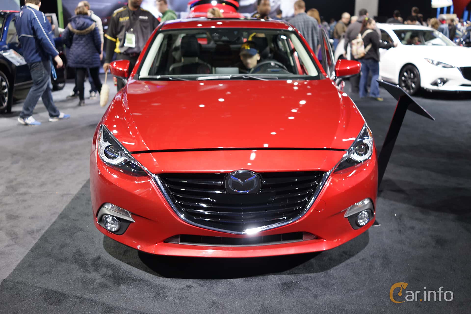 Mazda 3 Sedan 2.5 SKYACTIV-G Automatic, 186hp, 2015