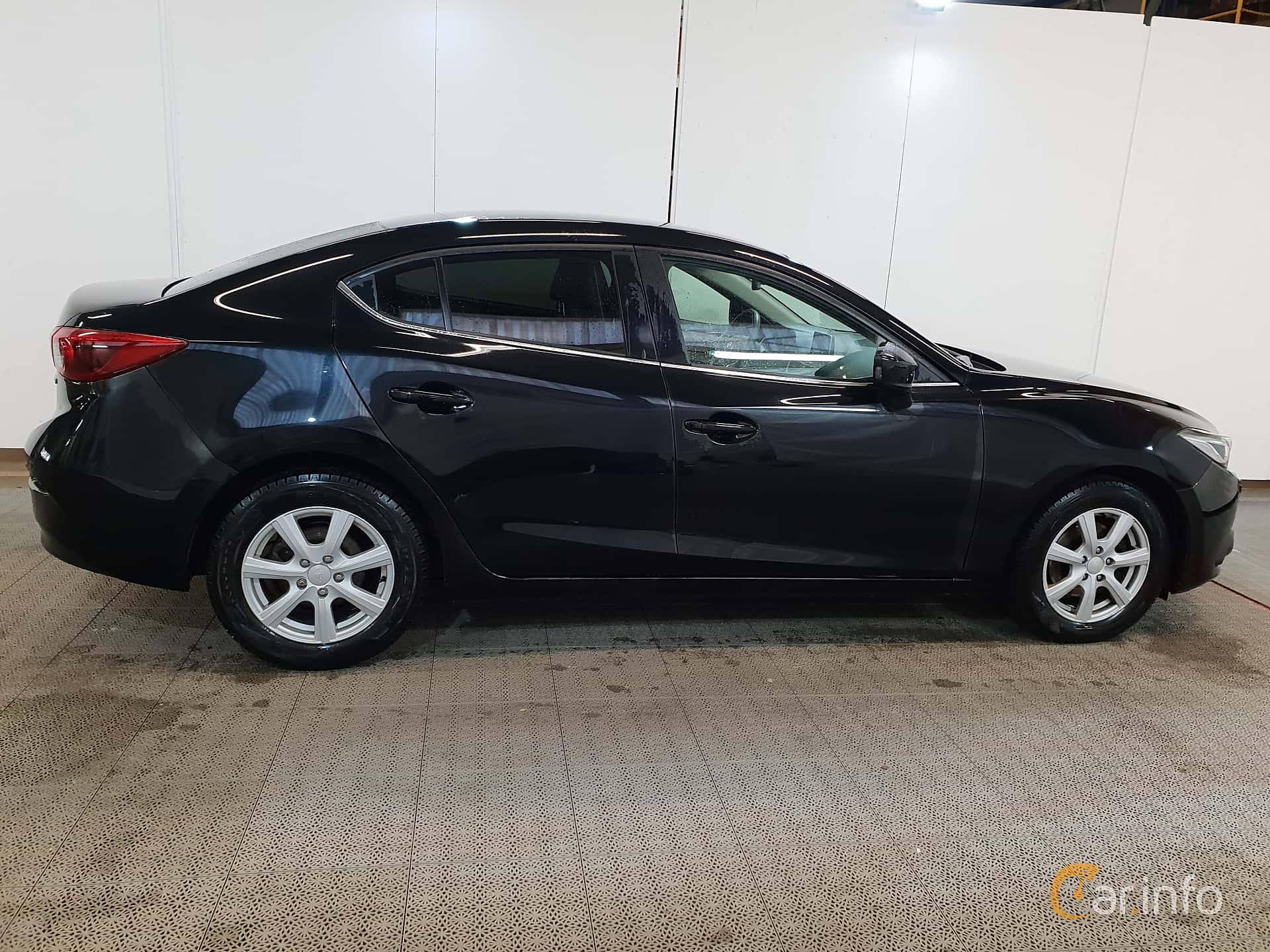 Mazda 3 Sedan 2.0 SKYACTIV-G Automatic, 120hp, 2015